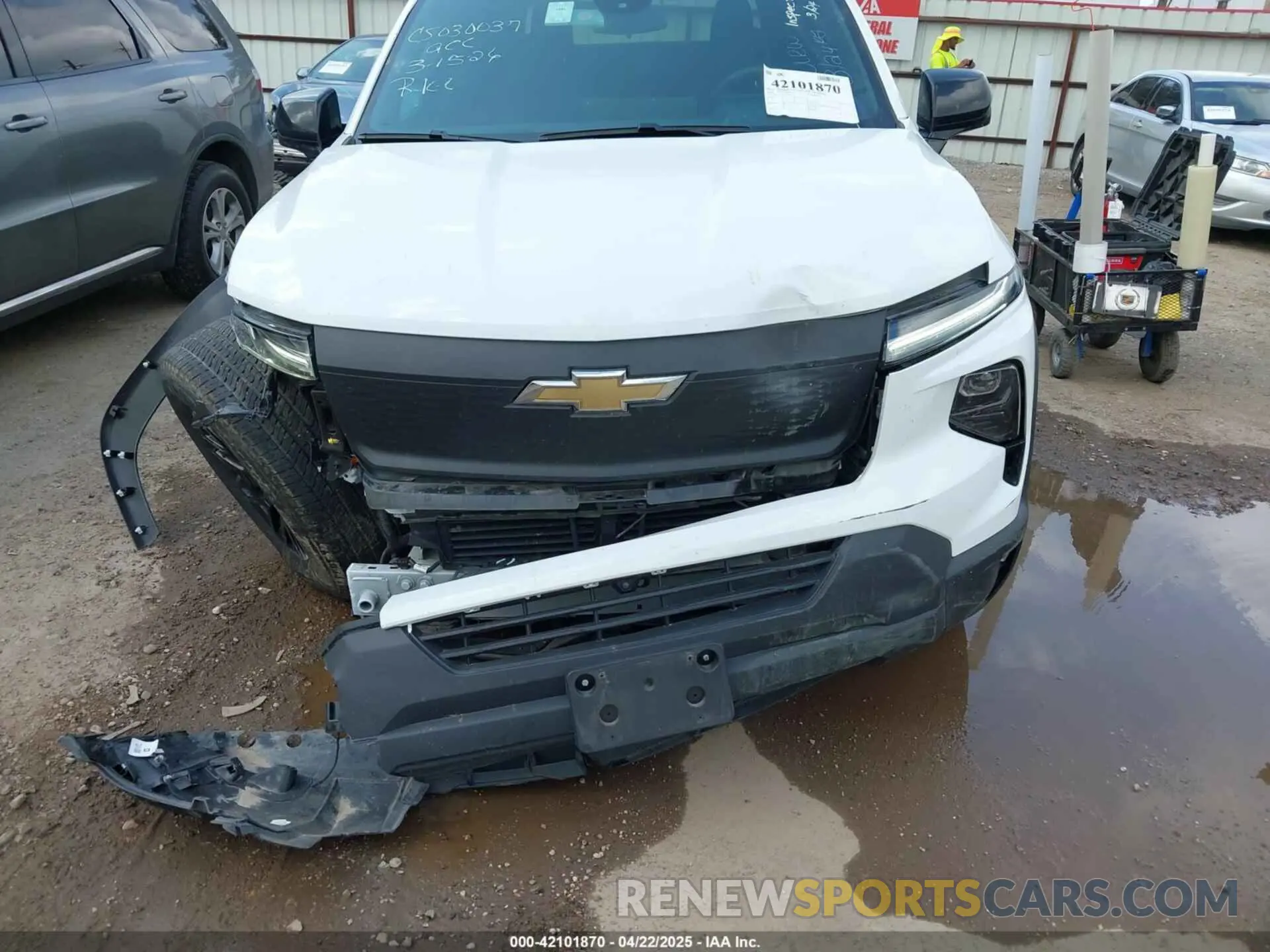 12 Photograph of a damaged car 1GC10VEL6RU200925 CHEVROLET SILVERADO EV 2024