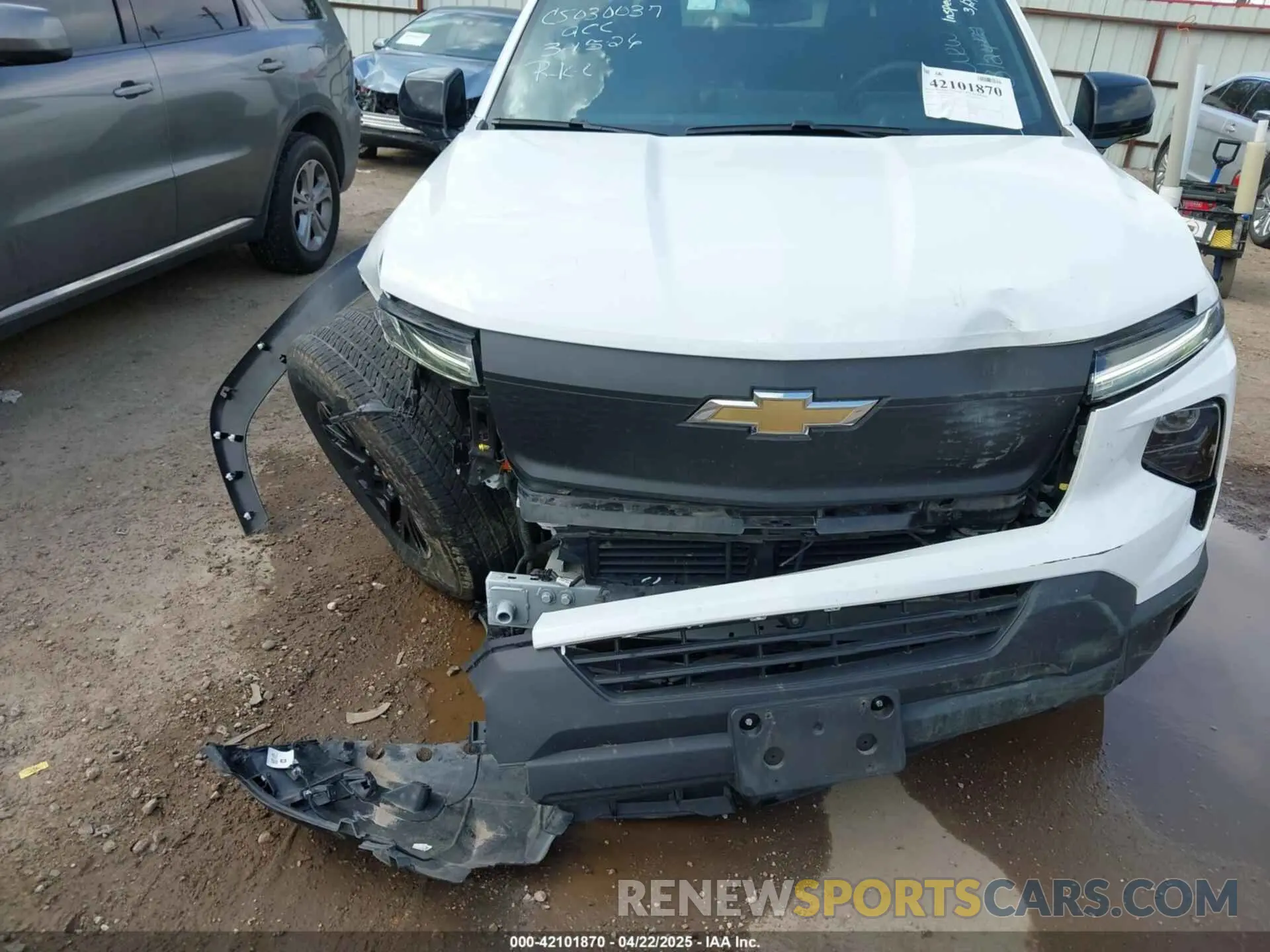 6 Photograph of a damaged car 1GC10VEL6RU200925 CHEVROLET SILVERADO EV 2024