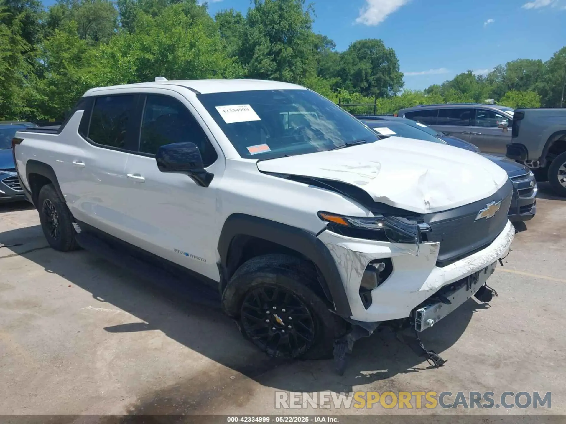1 Photograph of a damaged car 1GC10VEL8RU200859 CHEVROLET SILVERADO EV 2024