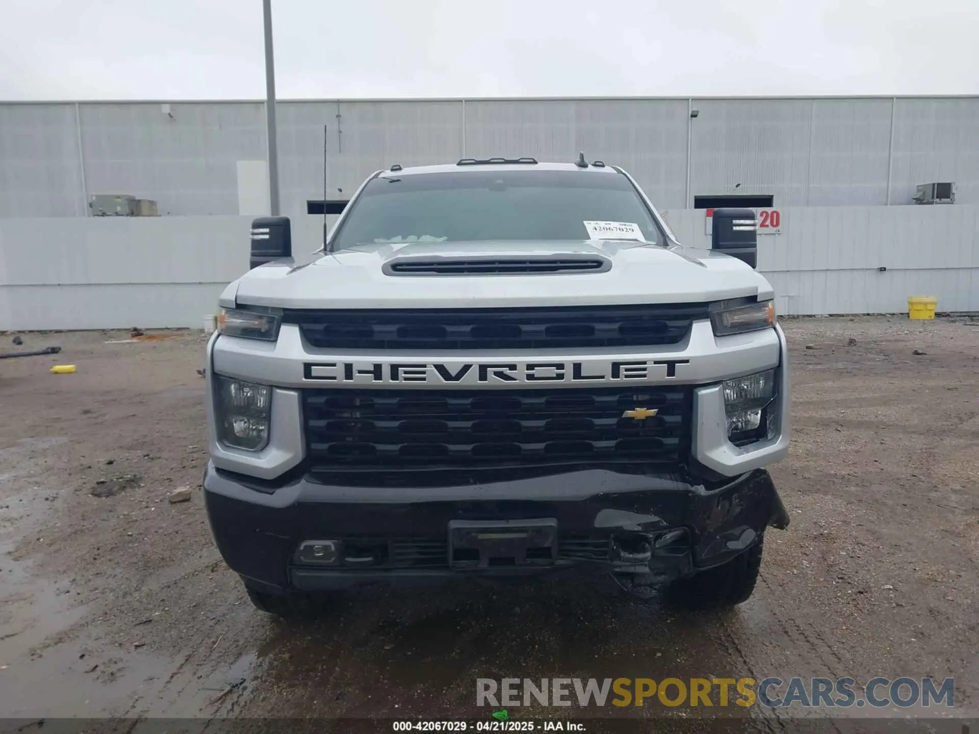 12 Photograph of a damaged car 22GC4YMEY9N121065 CHEVROLET SILVERADO HD 2500 2W 2022