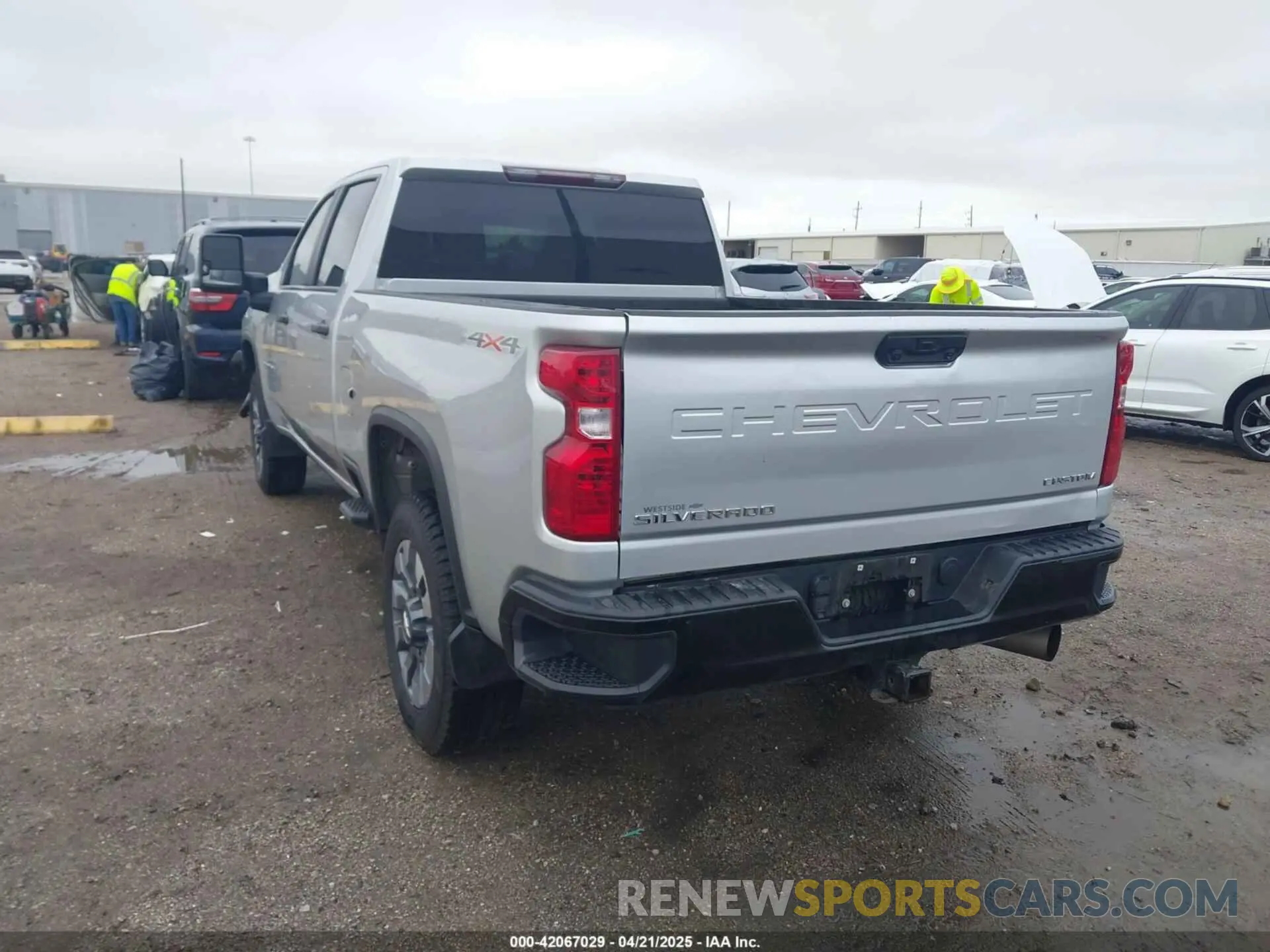 3 Photograph of a damaged car 22GC4YMEY9N121065 CHEVROLET SILVERADO HD 2500 2W 2022