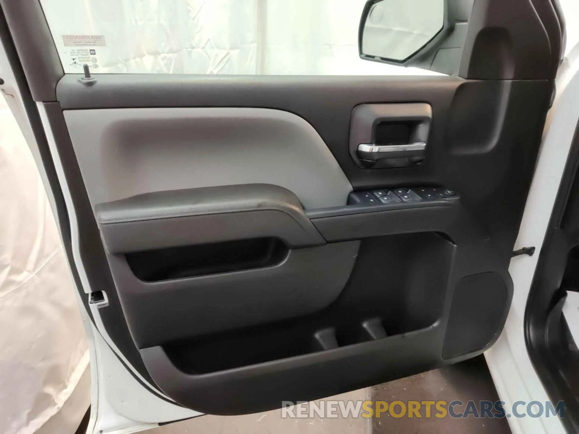 30 Photograph of a damaged car 2GCRCNEC7K1162701 CHEVROLET SILVERADO LD 2019