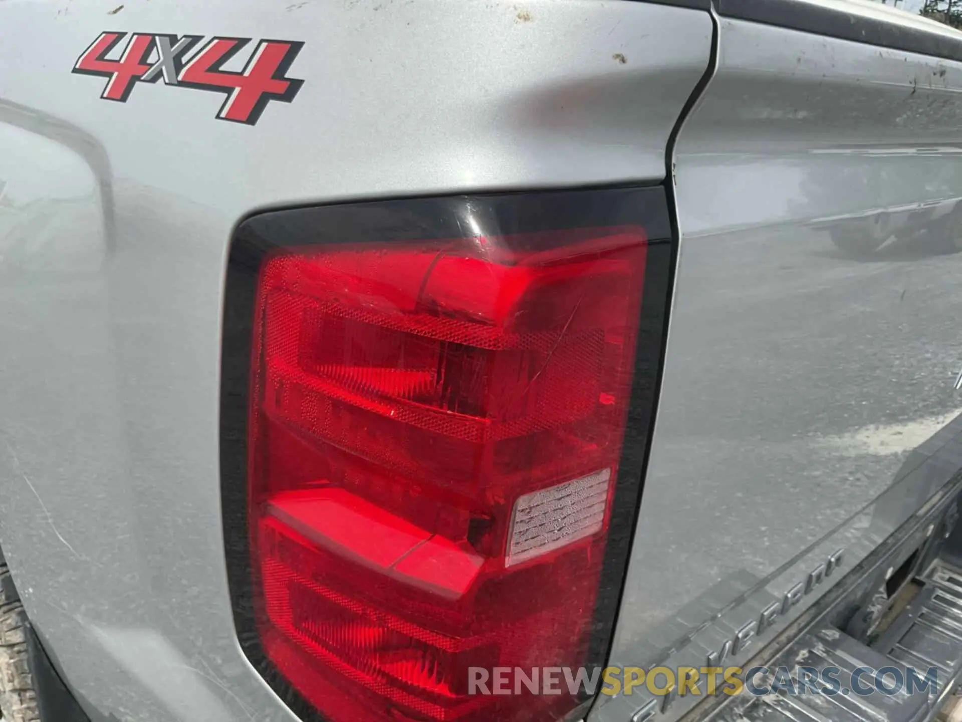 4 Photograph of a damaged car 2GCVKNEC1K1158712 CHEVROLET SILVERADO LD 2019
