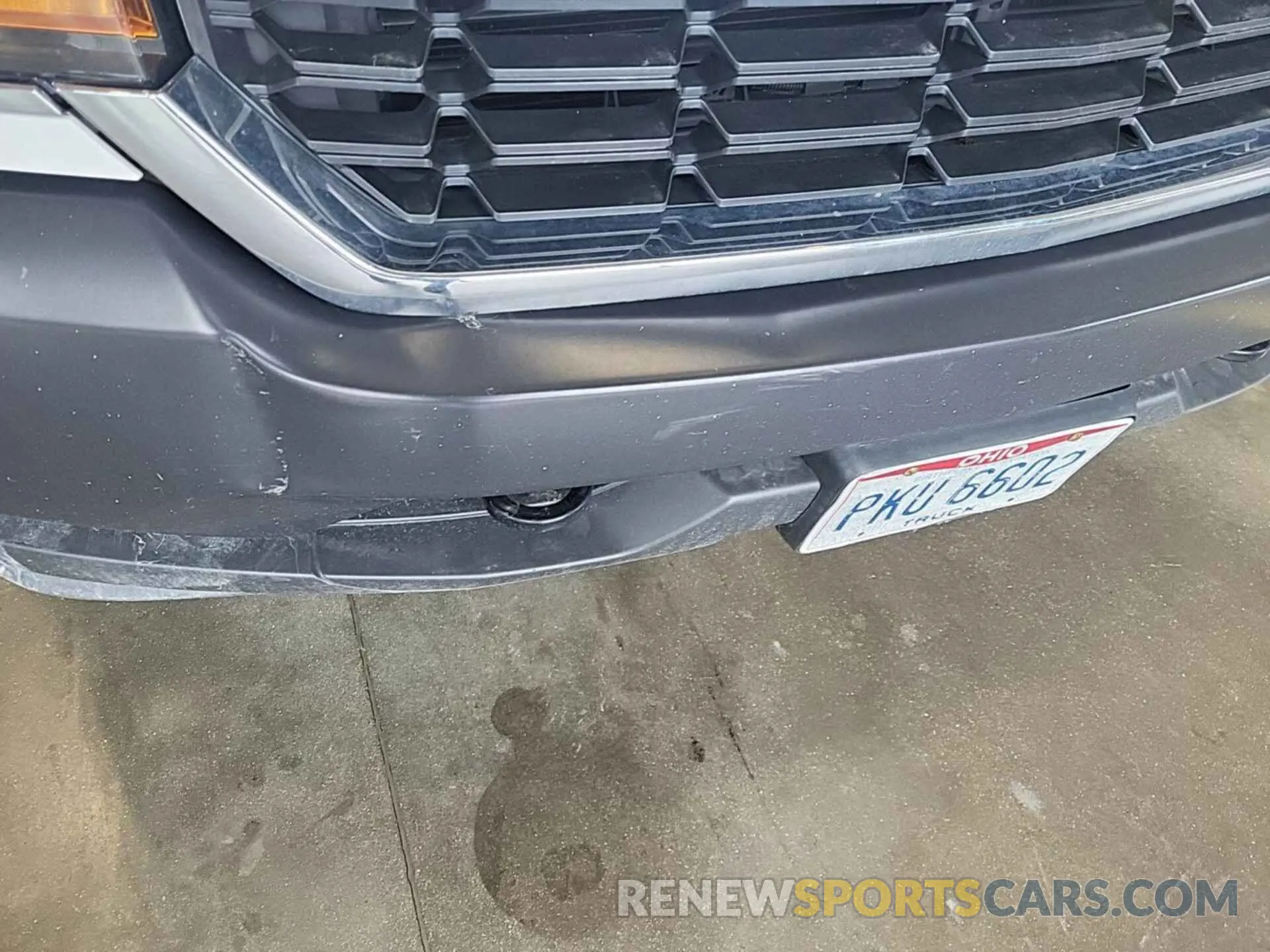 18 Photograph of a damaged car 2GCVKNEC3K1201897 CHEVROLET SILVERADO LD 2019