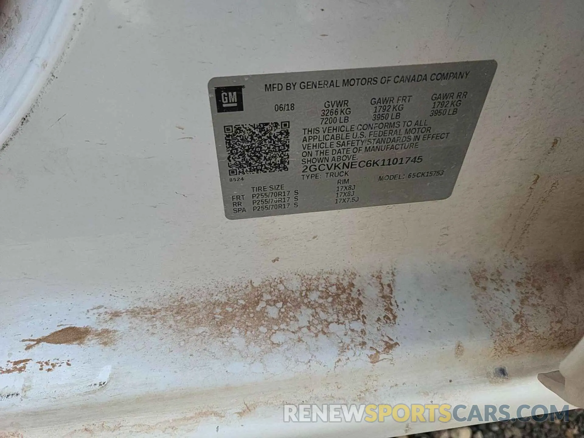 18 Photograph of a damaged car 2GCVKNEC6K1101745 CHEVROLET SILVERADO LD 2019