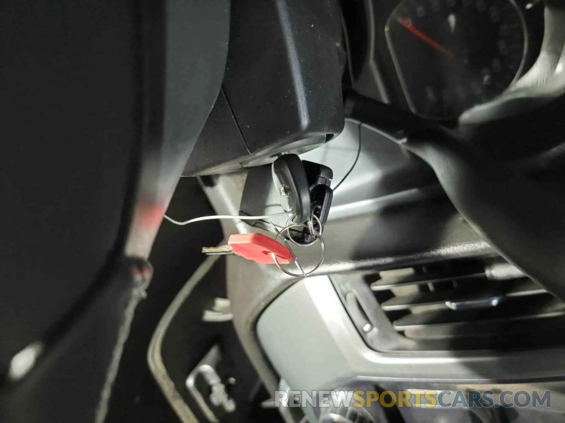 28 Photograph of a damaged car 2GCVKPEC1K1176428 CHEVROLET SILVERADO LD 2019