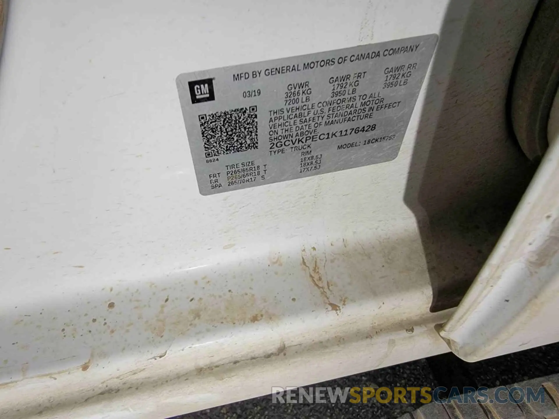4 Photograph of a damaged car 2GCVKPEC1K1176428 CHEVROLET SILVERADO LD 2019