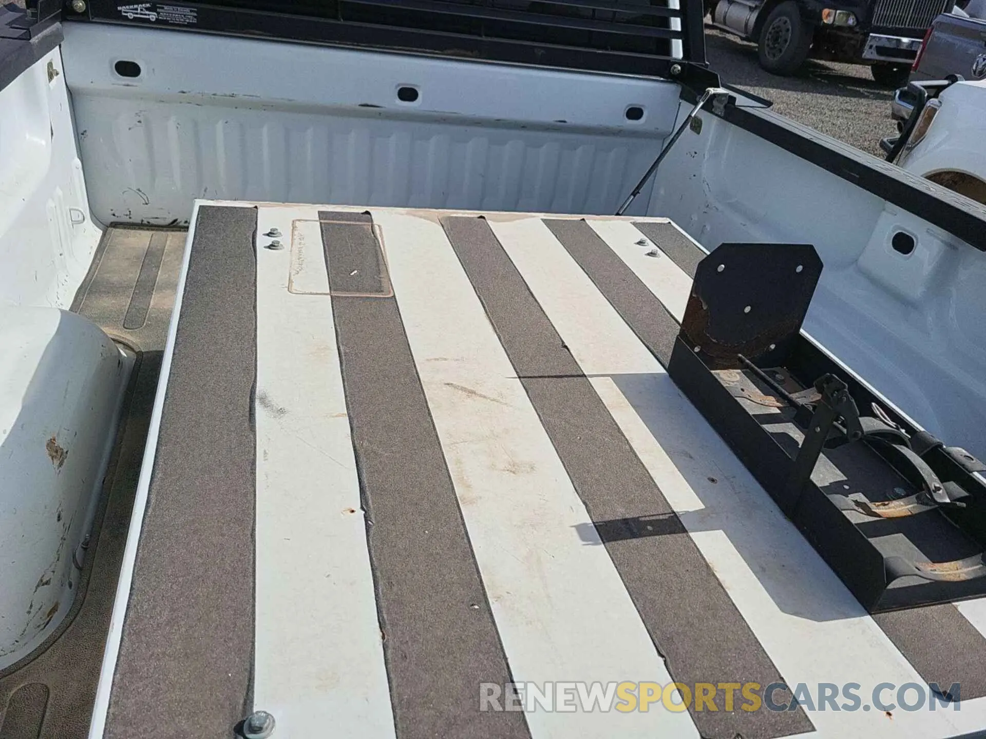 12 Photograph of a damaged car 2GCVKPEC3K1128722 CHEVROLET SILVERADO LD 2019