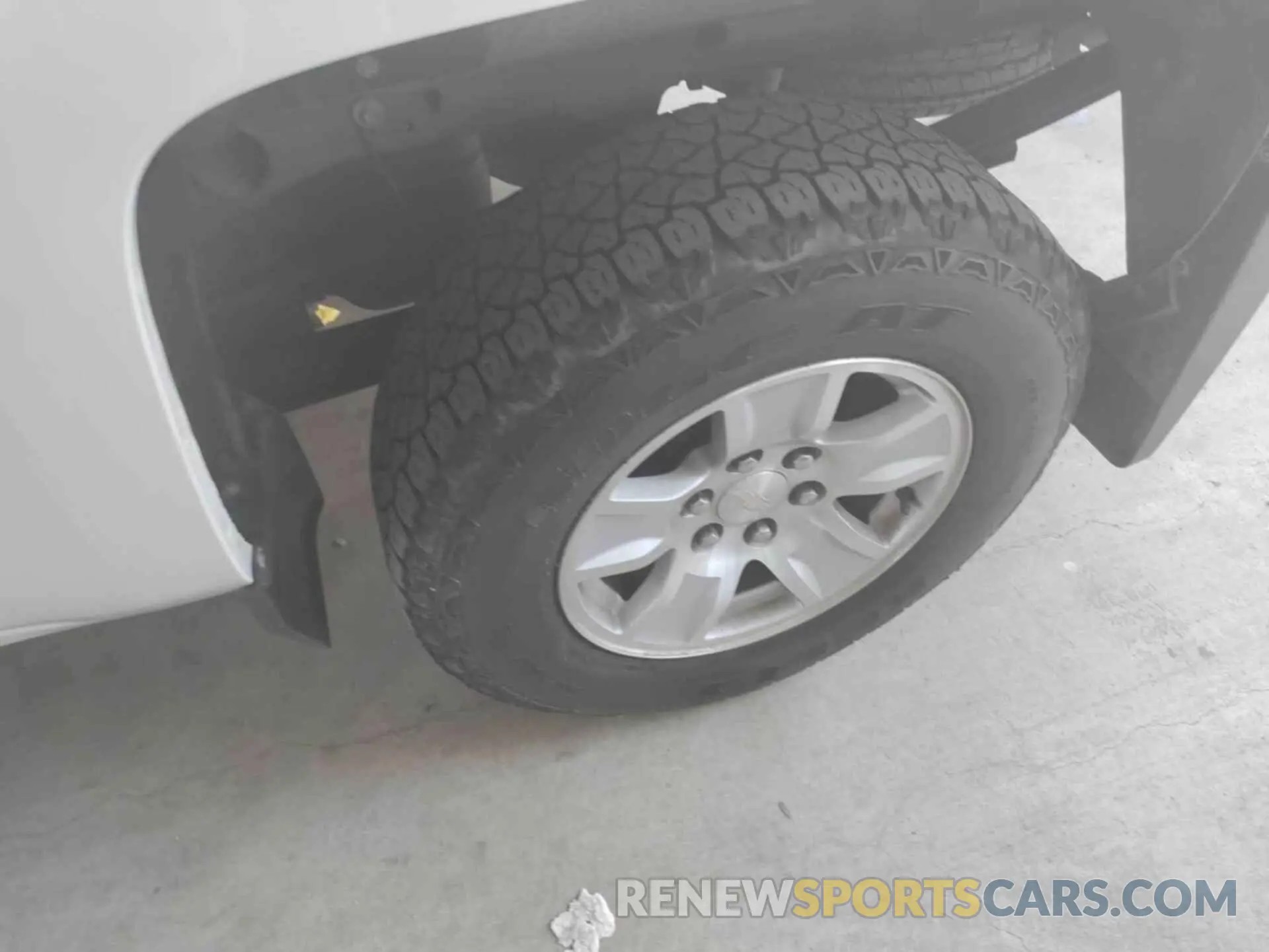 17 Photograph of a damaged car 2GCVKPEC7K1195890 CHEVROLET SILVERADO LD 2019