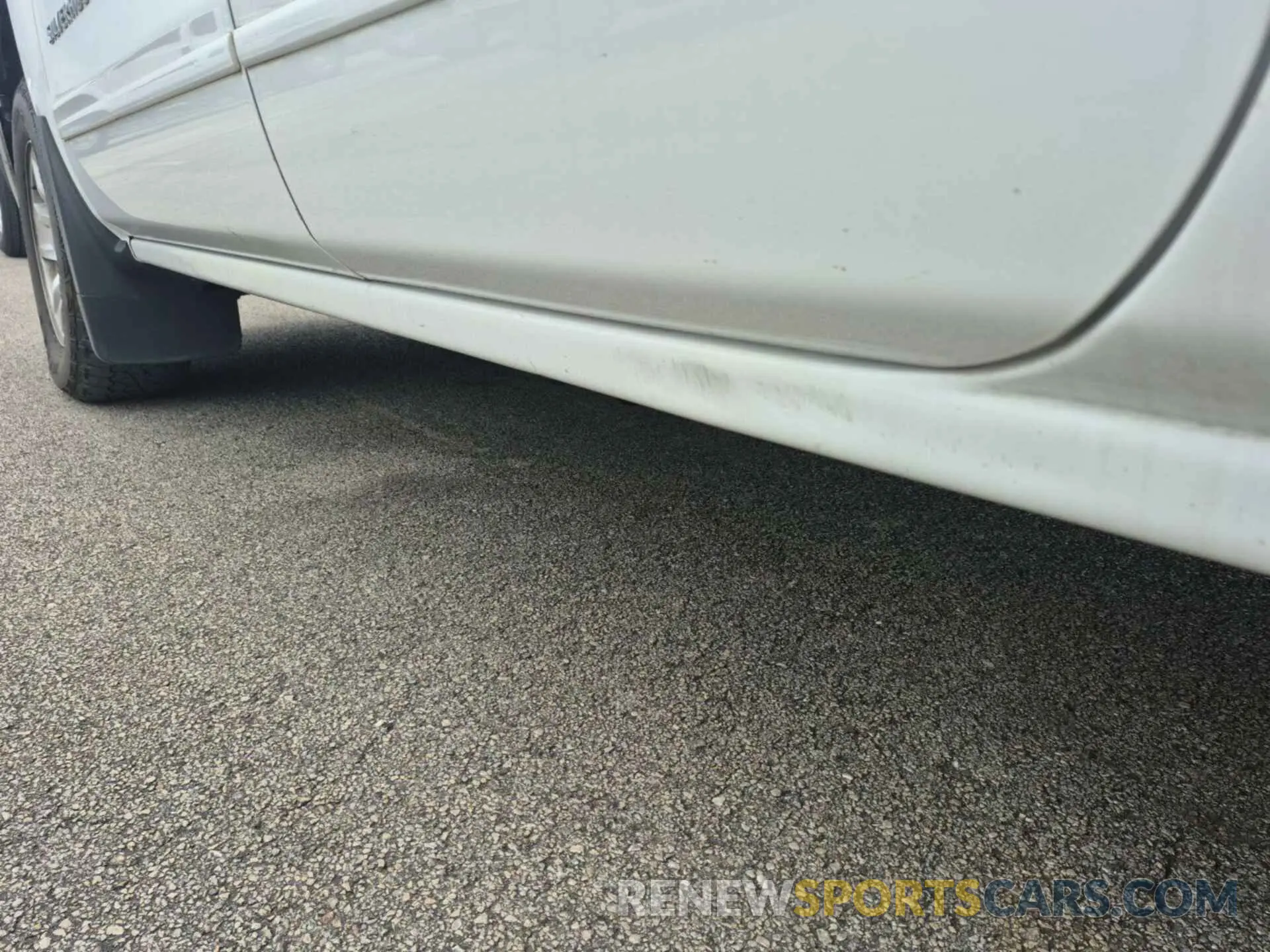 18 Photograph of a damaged car 2GCVKPEC7K1195890 CHEVROLET SILVERADO LD 2019