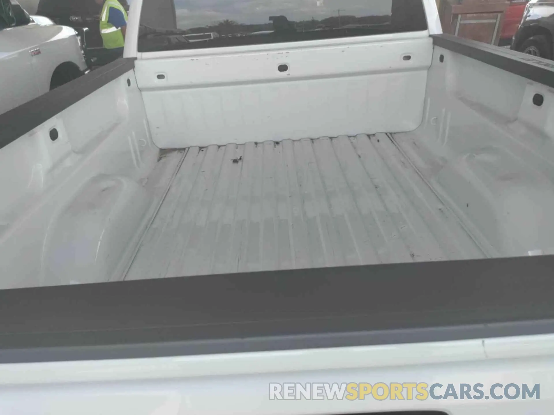 19 Photograph of a damaged car 2GCVKPEC7K1195890 CHEVROLET SILVERADO LD 2019