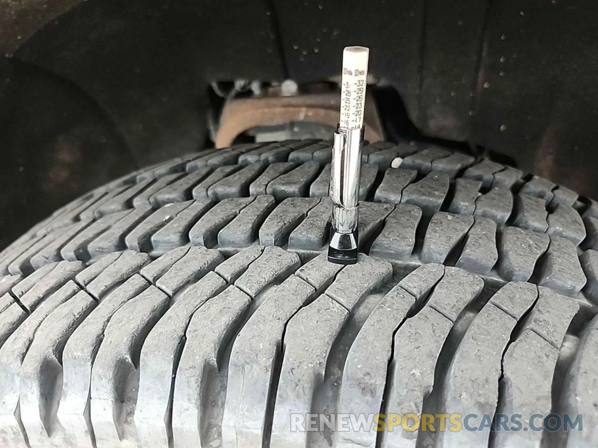 12 Photograph of a damaged car 2GCVKPECXK1203559 CHEVROLET SILVERADO LD 2019