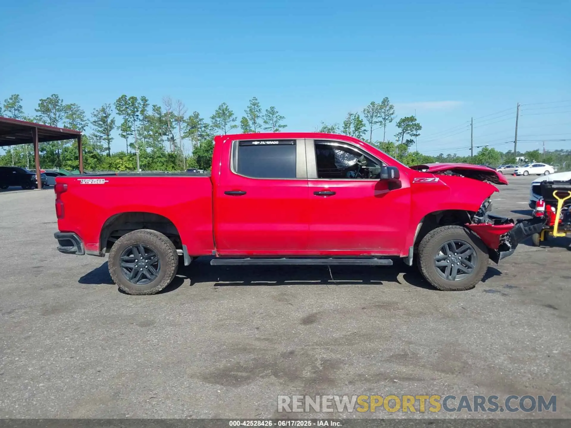 13 Photograph of a damaged car 1GCPYFED7NZ112433 CHEVROLET SILVERADO LTD 2022