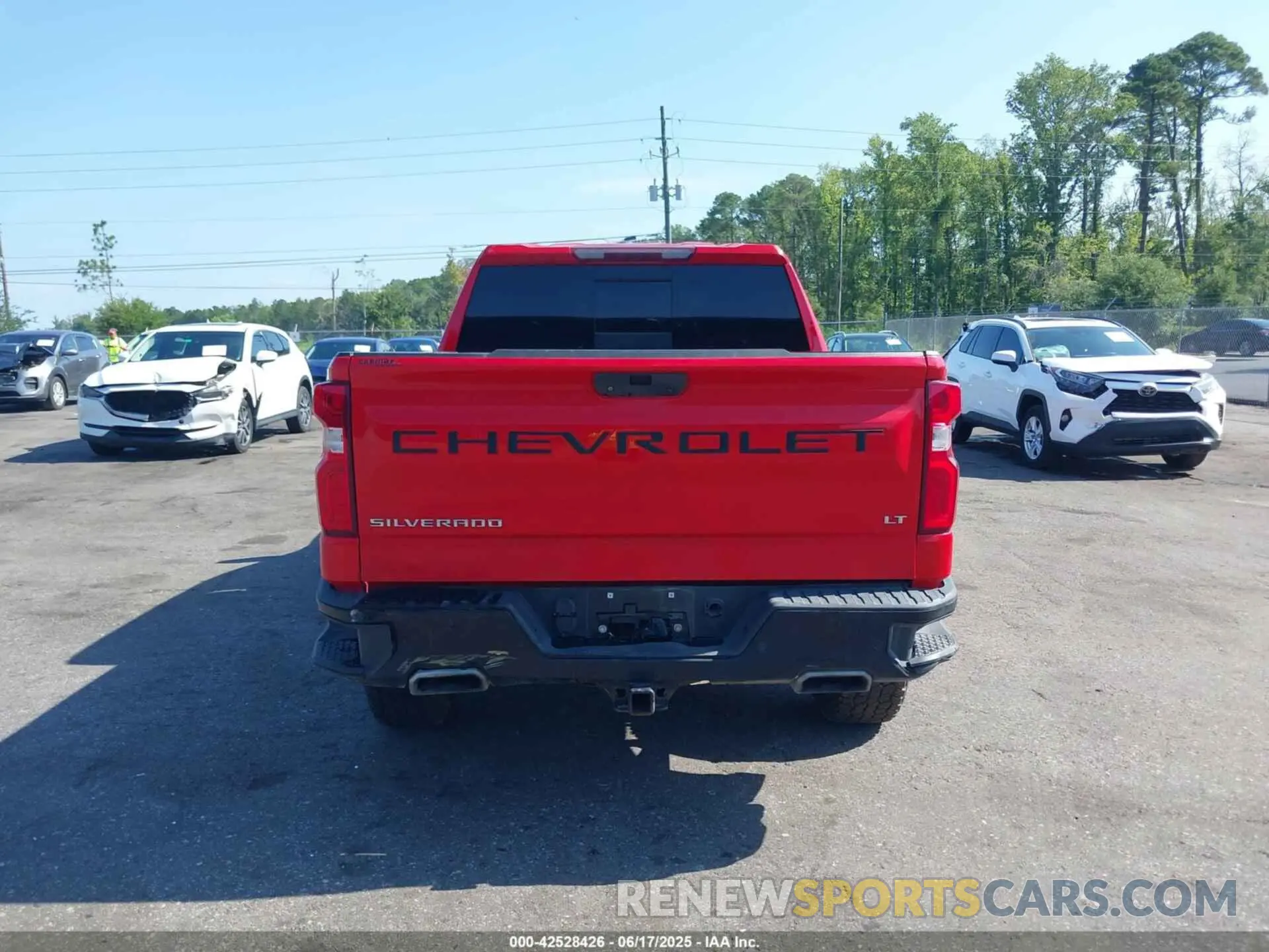 16 Photograph of a damaged car 1GCPYFED7NZ112433 CHEVROLET SILVERADO LTD 2022