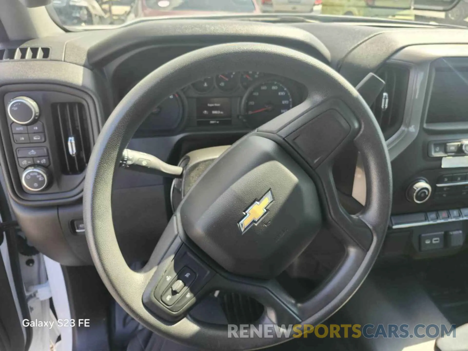 12 Photograph of a damaged car 1GCRYAEF9NZ206908 CHEVROLET SILVERADO LTD 2022