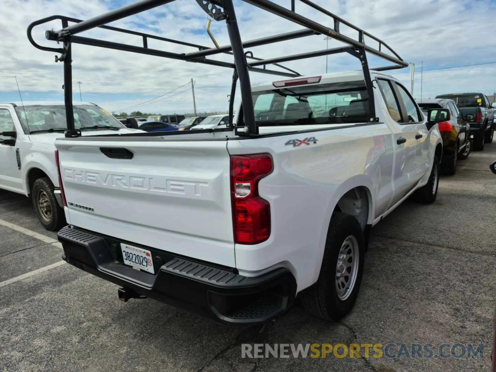 13 Photograph of a damaged car 1GCRYAEF9NZ206908 CHEVROLET SILVERADO LTD 2022