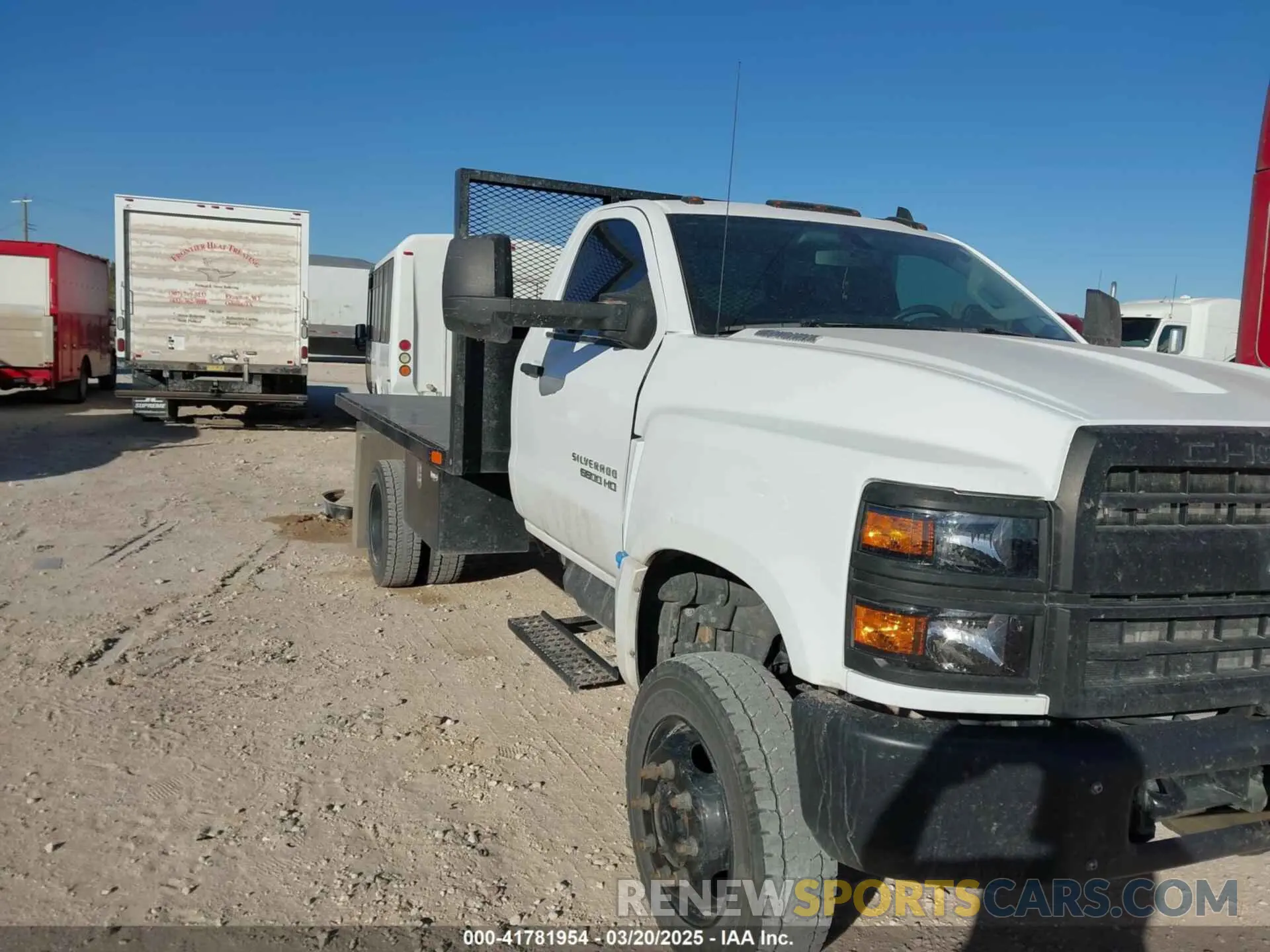 11 Photograph of a damaged car 1HTKJPVK6PH000916 CHEVROLET SILVERADO MD 2023