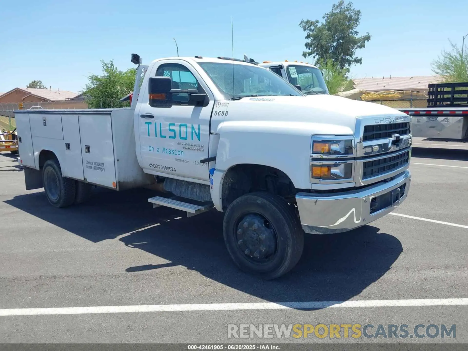1 Photograph of a damaged car 1HTKJPVM0PH699378 CHEVROLET SILVERADO MD 2023