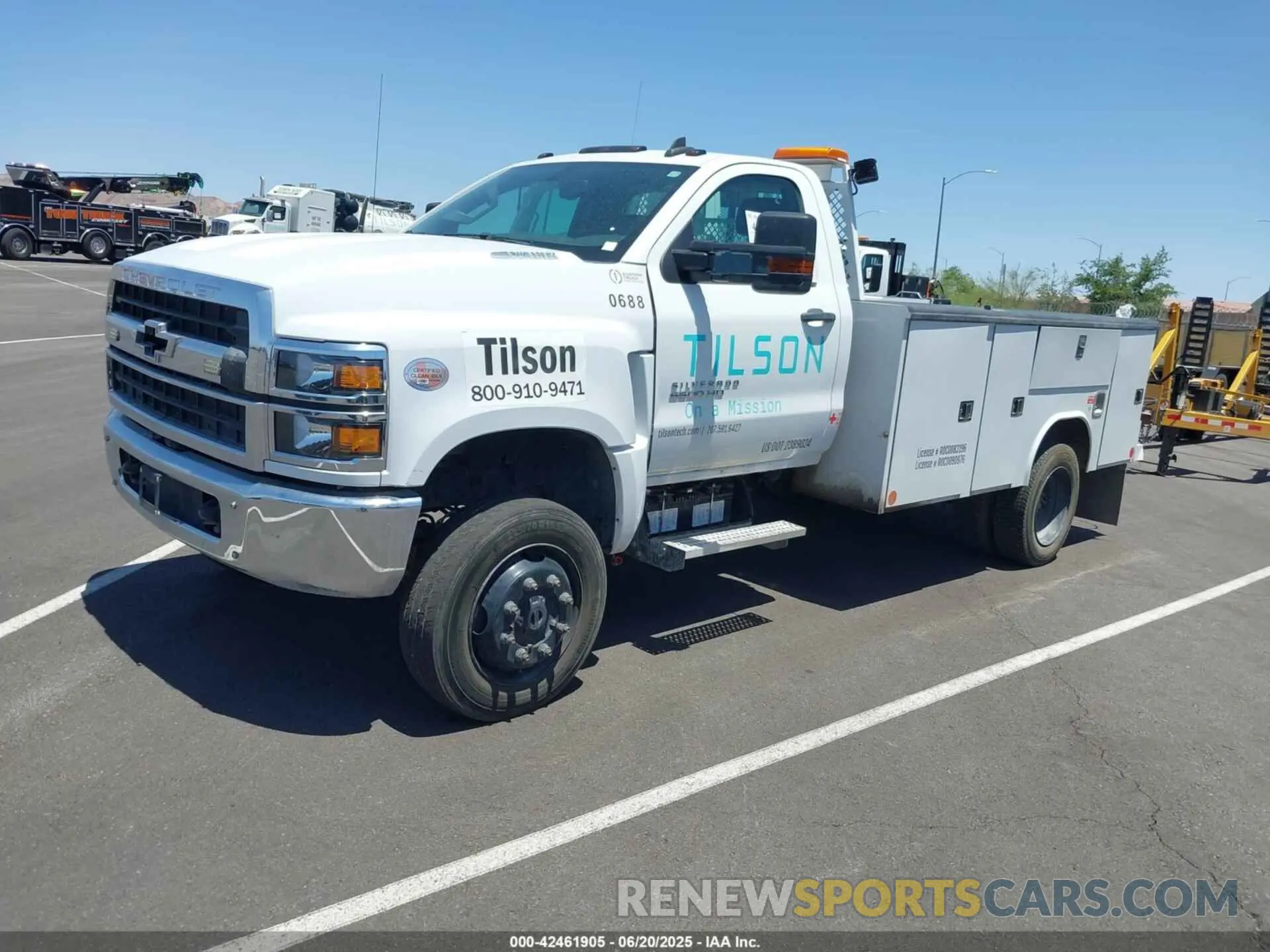 14 Photograph of a damaged car 1HTKJPVM0PH699378 CHEVROLET SILVERADO MD 2023