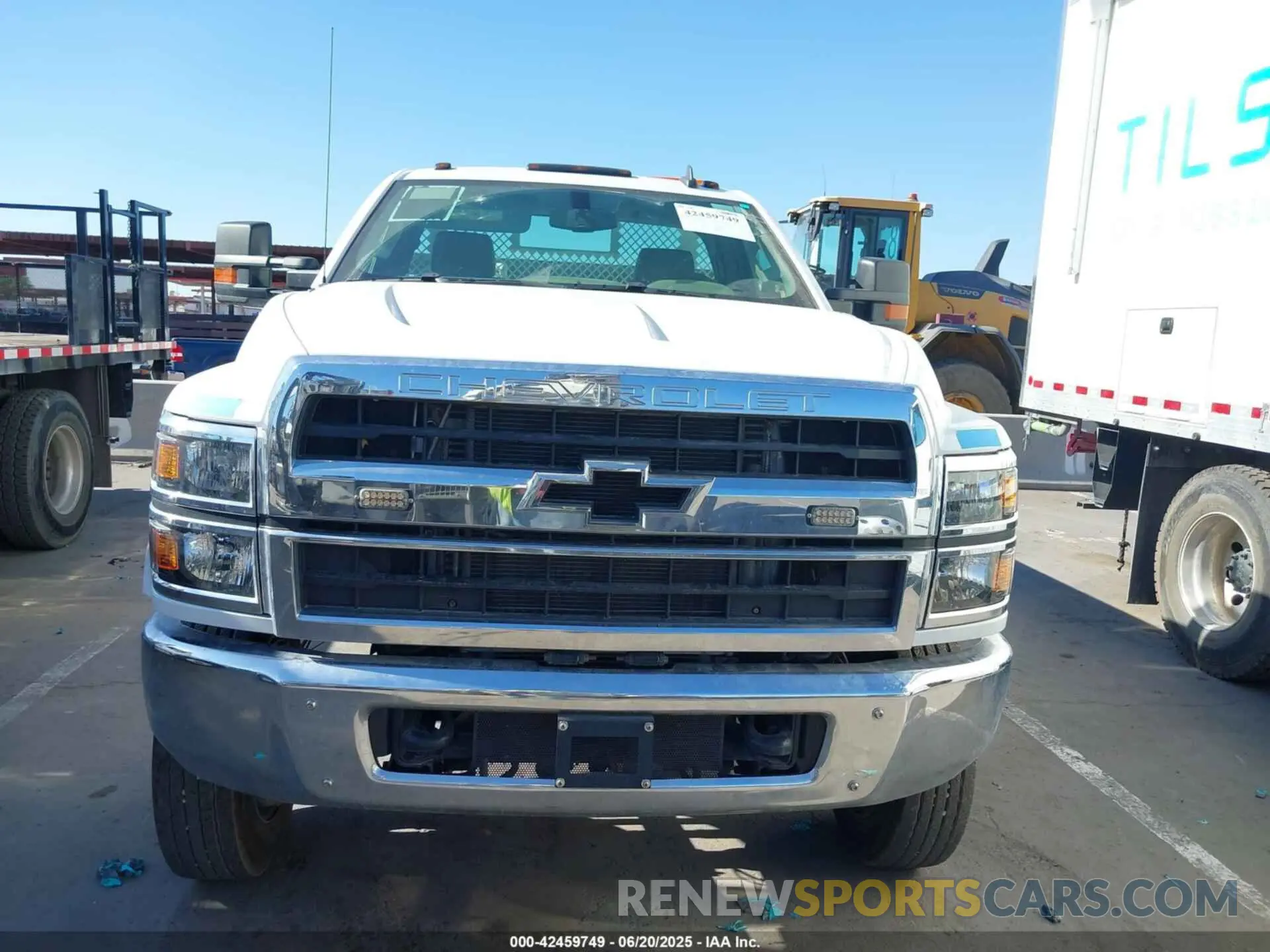 11 Photograph of a damaged car 1HTKJPVM1PH125629 CHEVROLET SILVERADO MD 2023