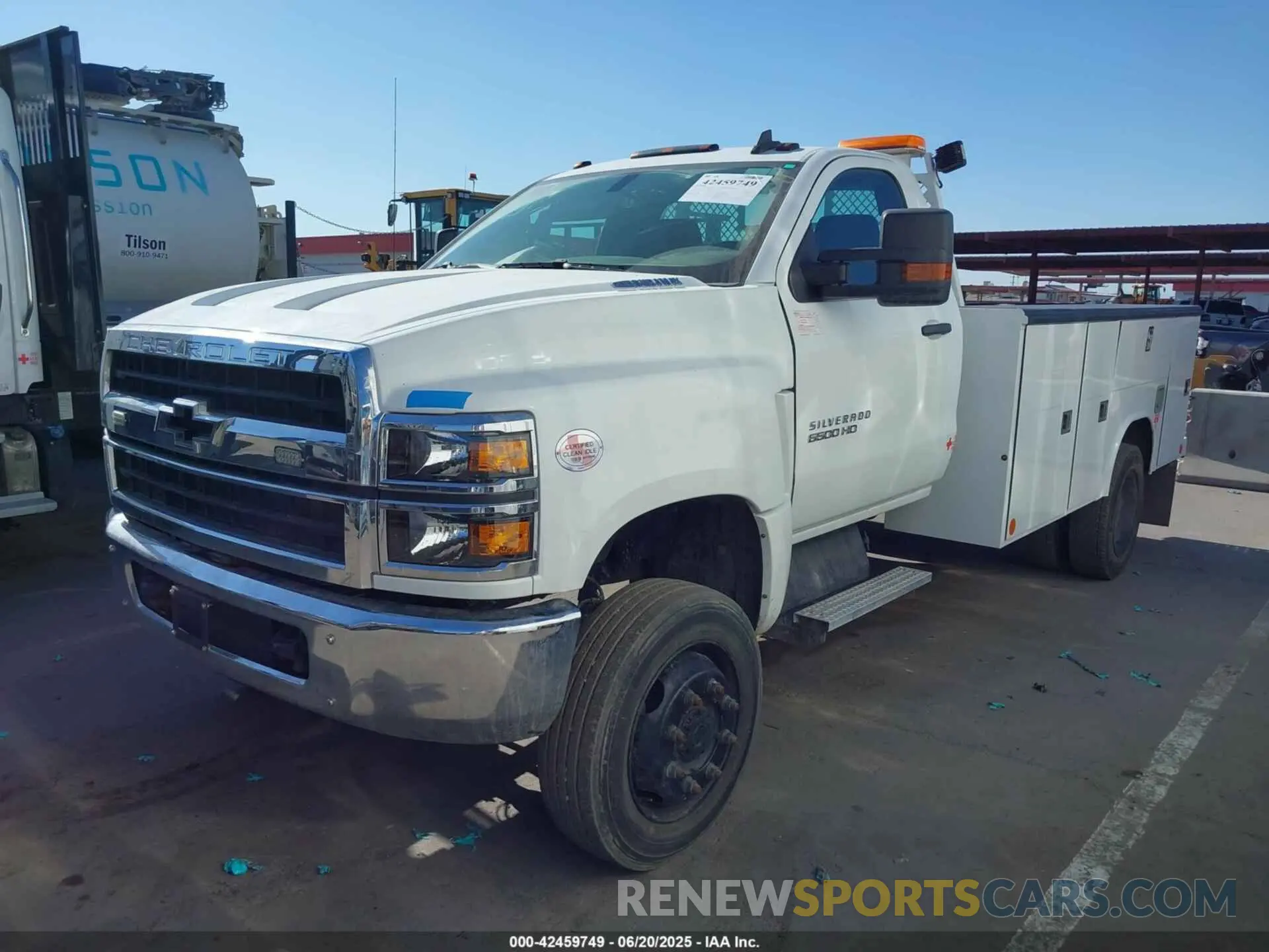 2 Photograph of a damaged car 1HTKJPVM1PH125629 CHEVROLET SILVERADO MD 2023