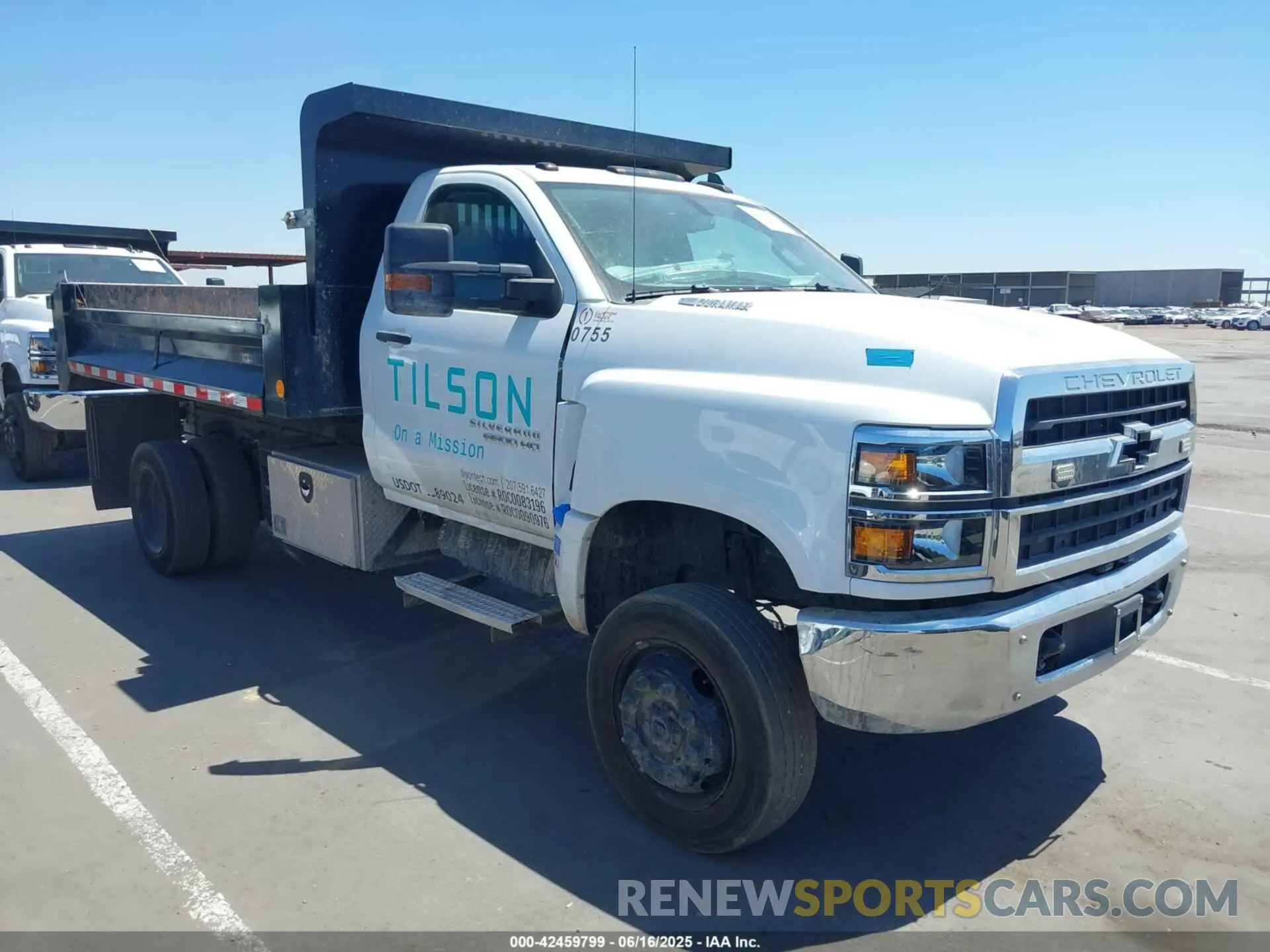 1 Photograph of a damaged car 1HTKJPVM1PH218554 CHEVROLET SILVERADO MD 2023