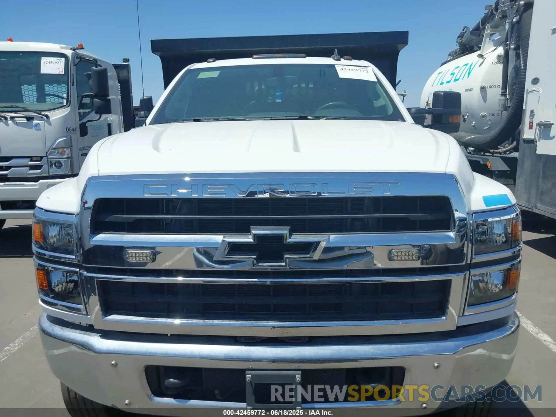 11 Photograph of a damaged car 1HTKJPVM1PH218568 CHEVROLET SILVERADO MD 2023