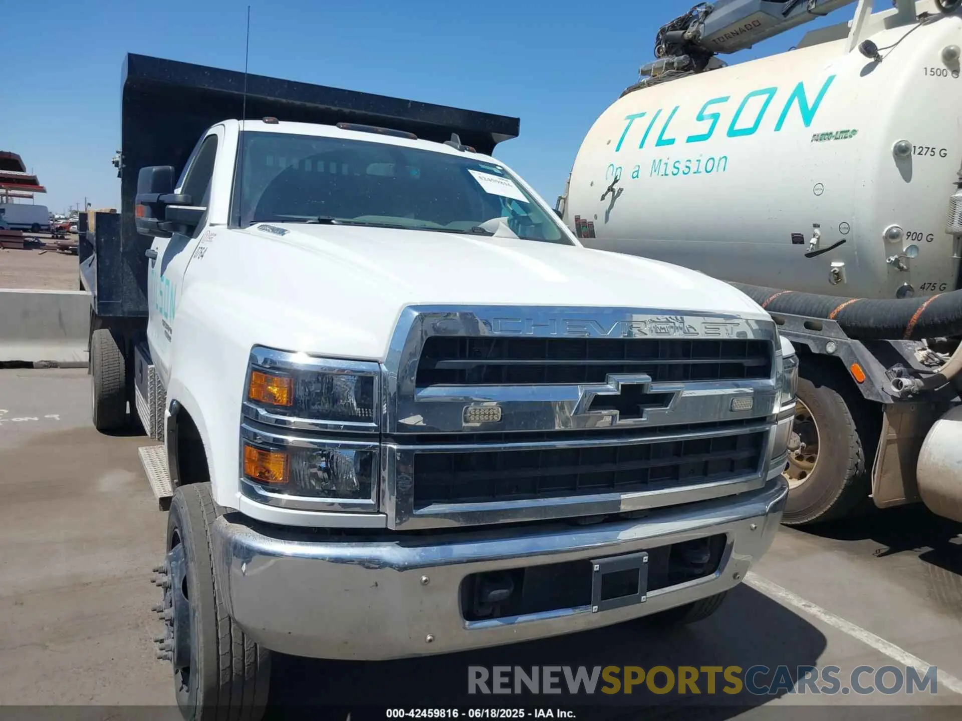 11 Photograph of a damaged car 1HTKJPVM1PH507174 CHEVROLET SILVERADO MD 2023