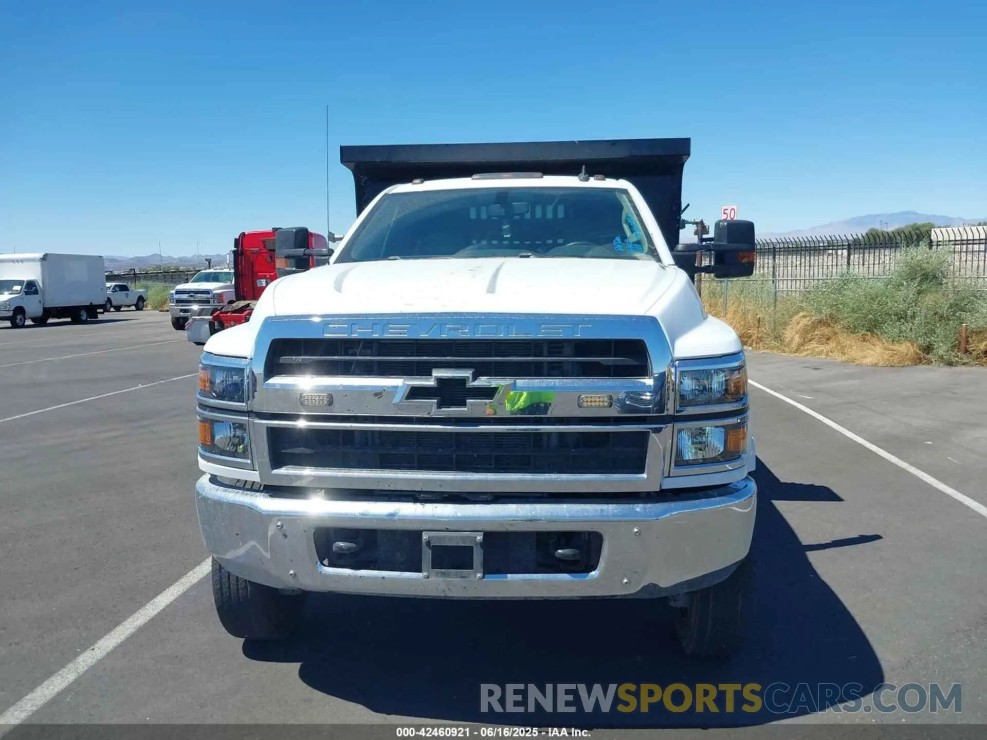 12 Photograph of a damaged car 1HTKJPVM2PH218501 CHEVROLET SILVERADO MD 2023