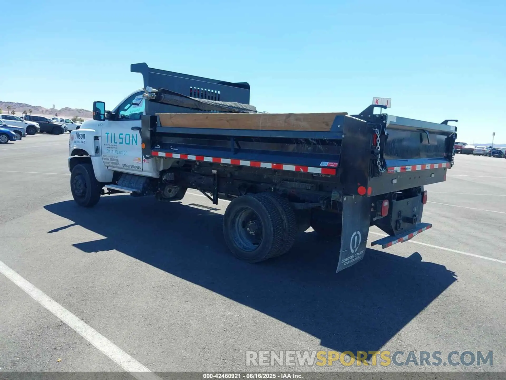 3 Photograph of a damaged car 1HTKJPVM2PH218501 CHEVROLET SILVERADO MD 2023