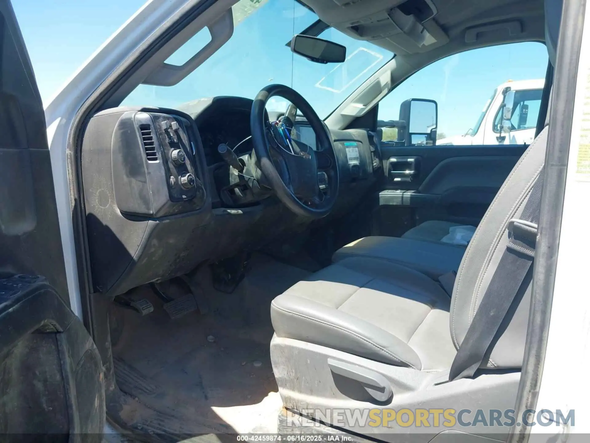 7 Photograph of a damaged car 1HTKJPVM2PH508110 CHEVROLET SILVERADO MD 2023