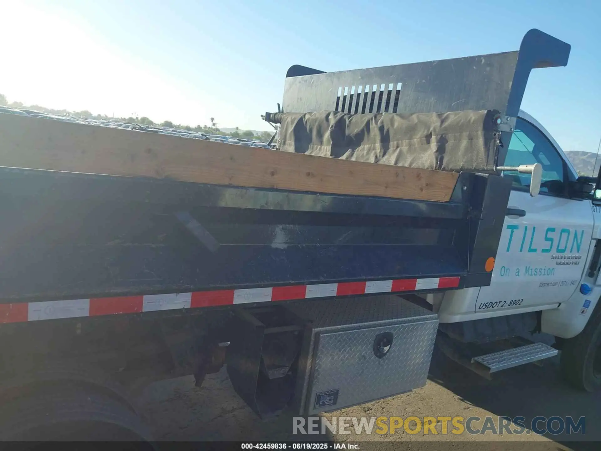 13 Photograph of a damaged car 1HTKJPVM3PH508035 CHEVROLET SILVERADO MD 2023