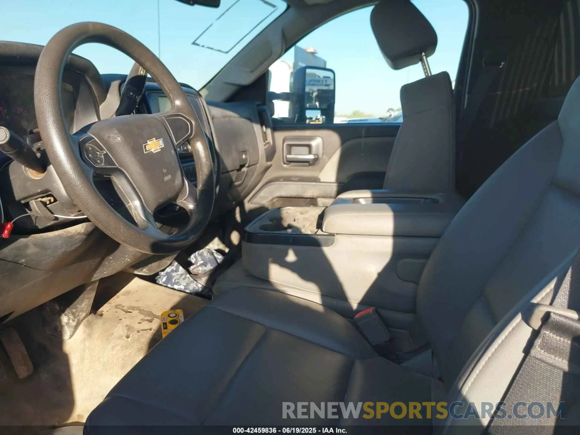 6 Photograph of a damaged car 1HTKJPVM3PH508035 CHEVROLET SILVERADO MD 2023