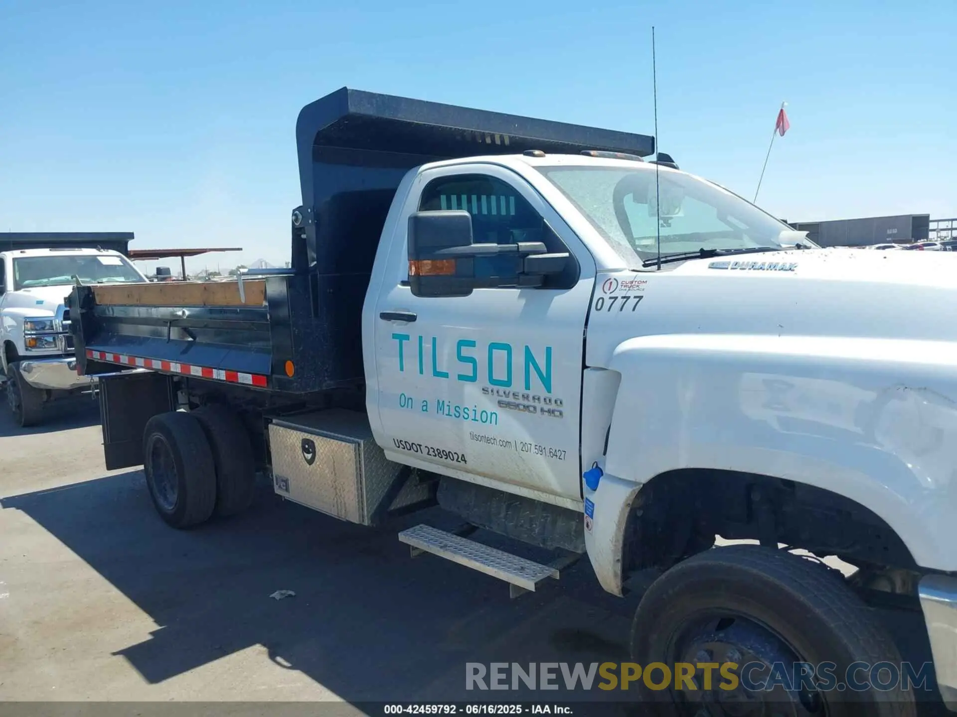 13 Photograph of a damaged car 1HTKJPVM4PH508108 CHEVROLET SILVERADO MD 2023