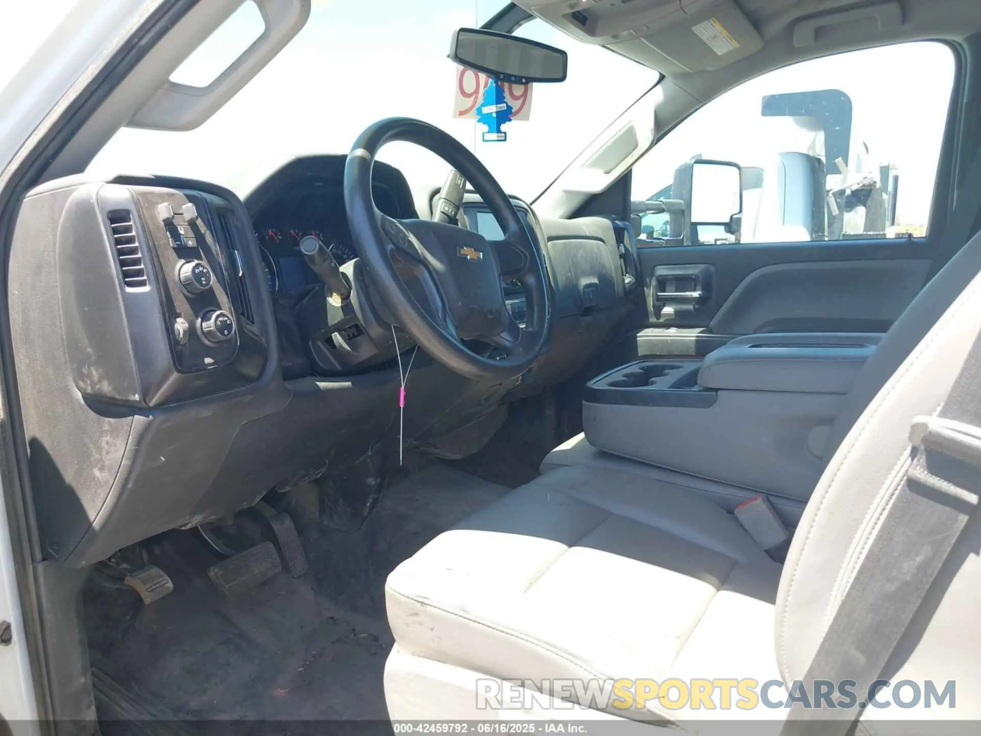 6 Photograph of a damaged car 1HTKJPVM4PH508108 CHEVROLET SILVERADO MD 2023
