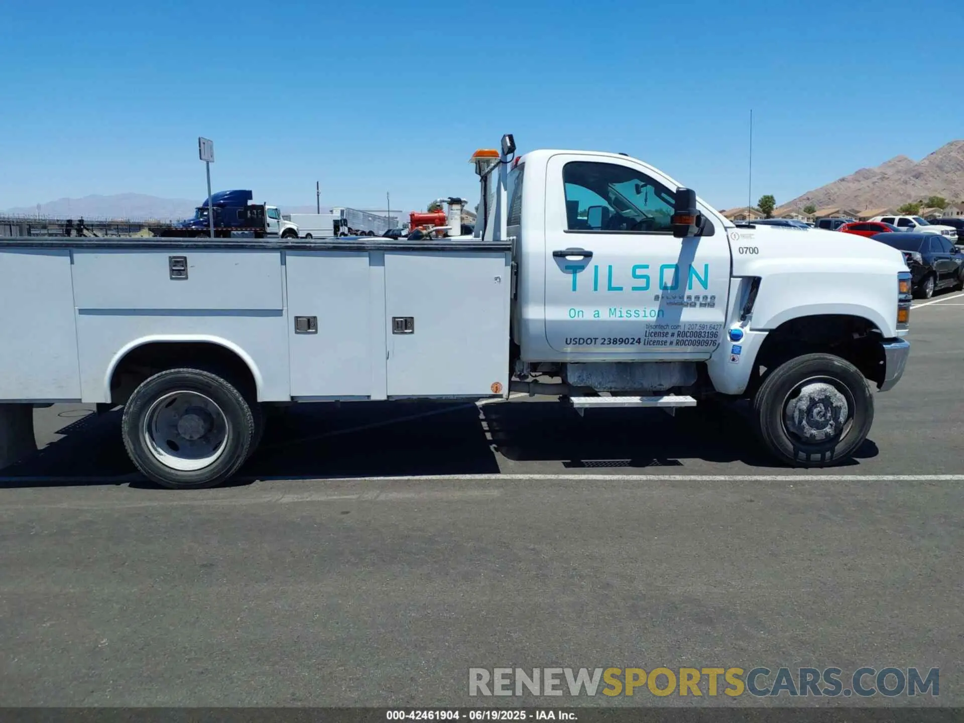 13 Photograph of a damaged car 1HTKJPVM5PH333562 CHEVROLET SILVERADO MD 2023