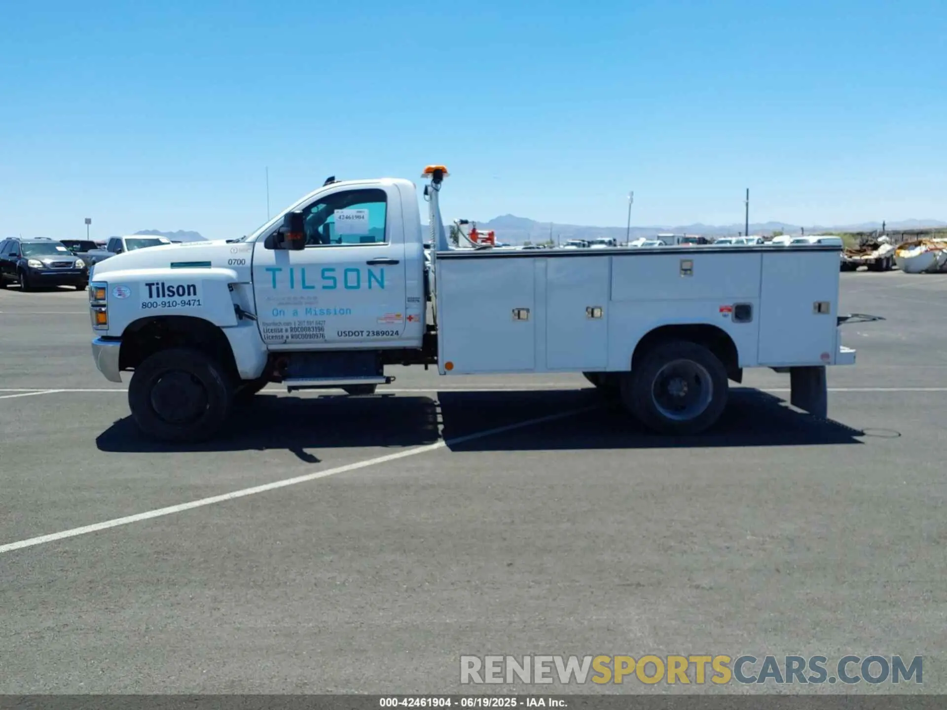 14 Photograph of a damaged car 1HTKJPVM5PH333562 CHEVROLET SILVERADO MD 2023