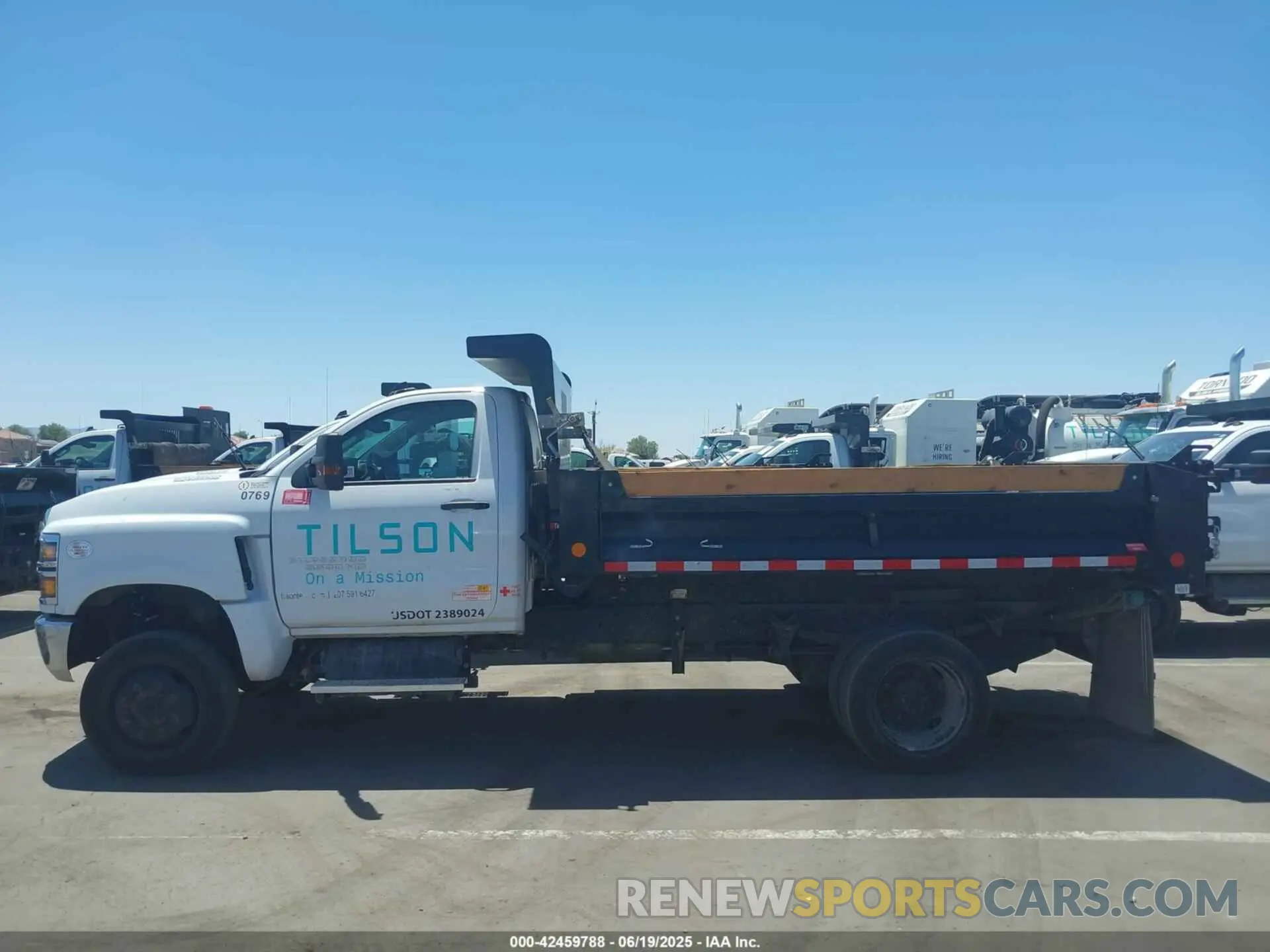 14 Photograph of a damaged car 1HTKJPVM5PH507484 CHEVROLET SILVERADO MD 2023
