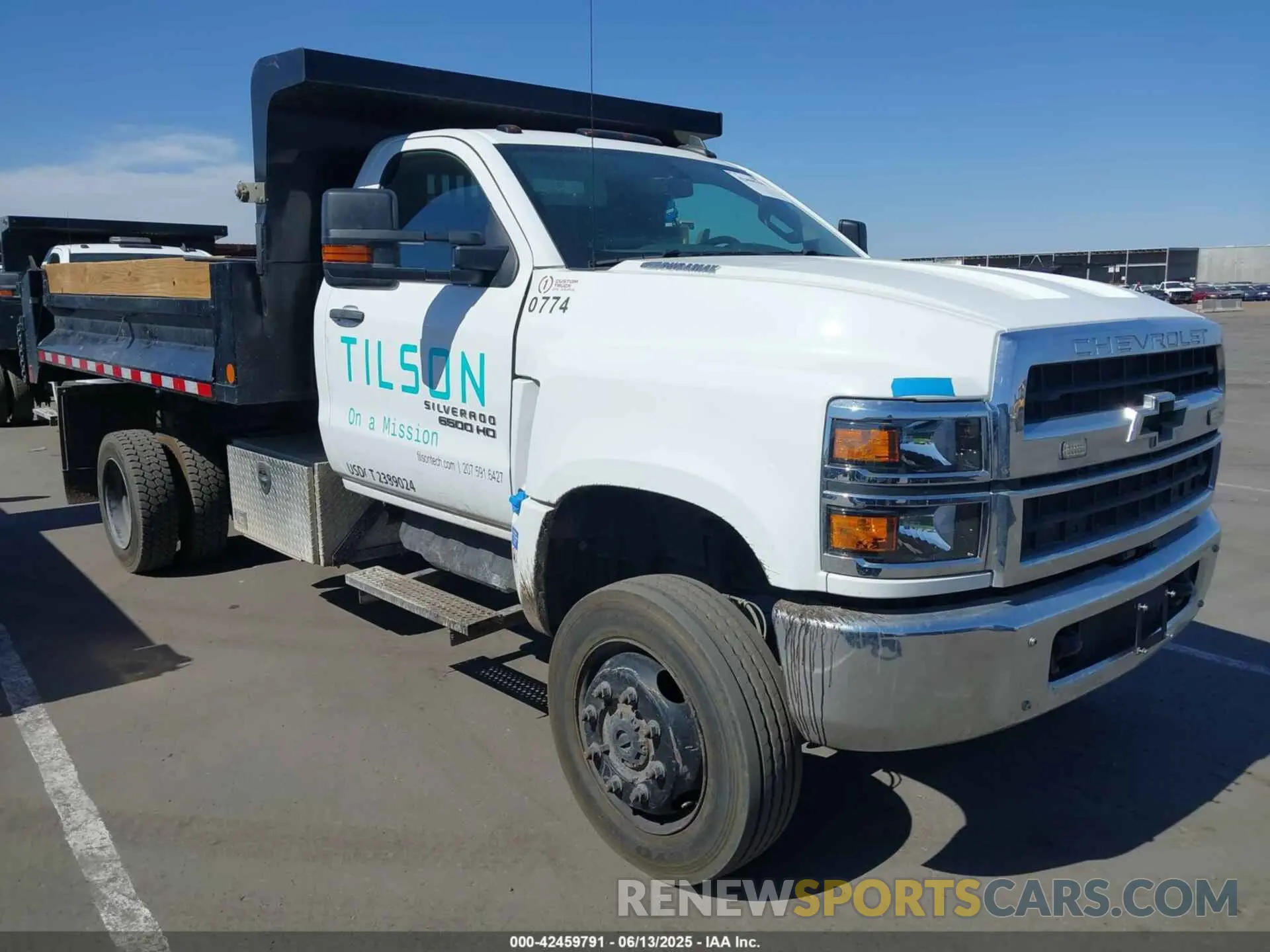1 Photograph of a damaged car 1HTKJPVM5PH508022 CHEVROLET SILVERADO MD 2023