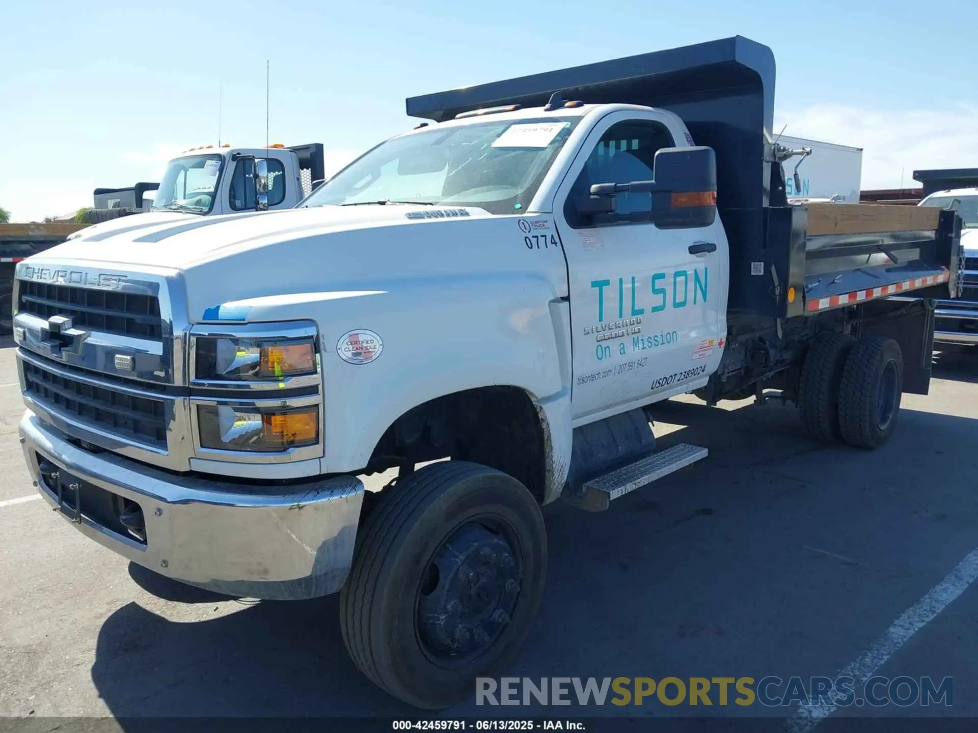 2 Photograph of a damaged car 1HTKJPVM5PH508022 CHEVROLET SILVERADO MD 2023