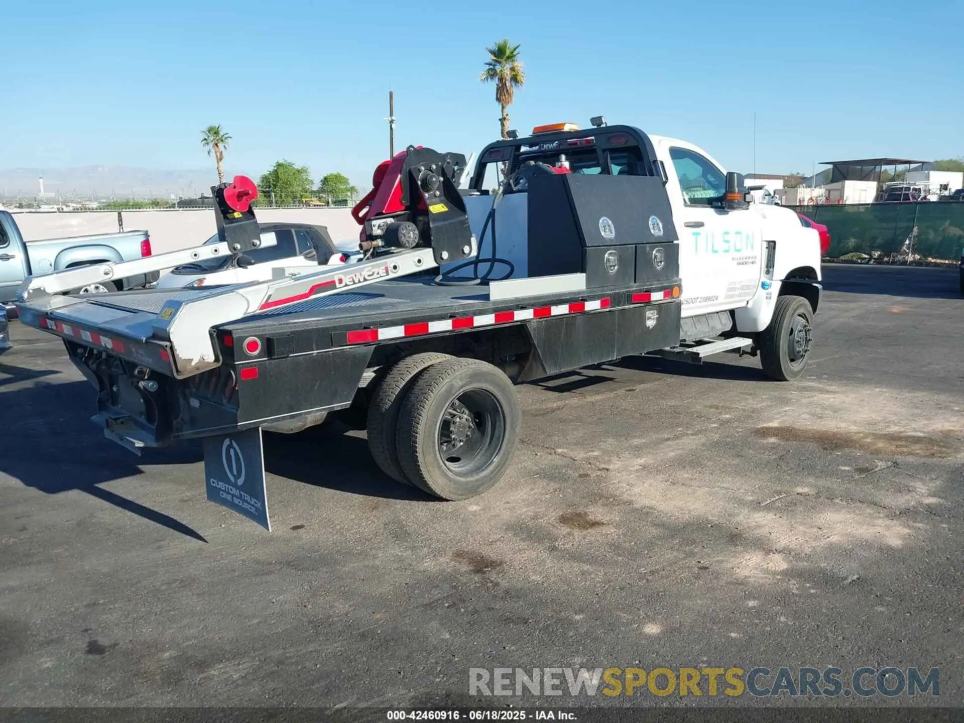 4 Photograph of a damaged car 1HTKJPVM5PH699375 CHEVROLET SILVERADO MD 2023
