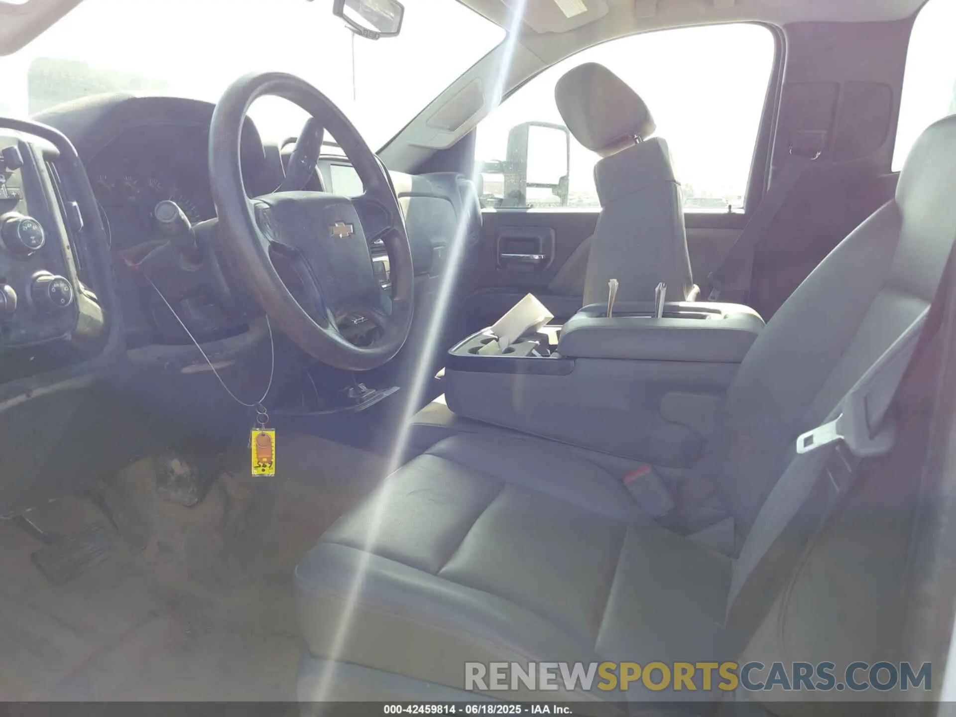 7 Photograph of a damaged car 1HTKJPVM6PH130941 CHEVROLET SILVERADO MD 2023