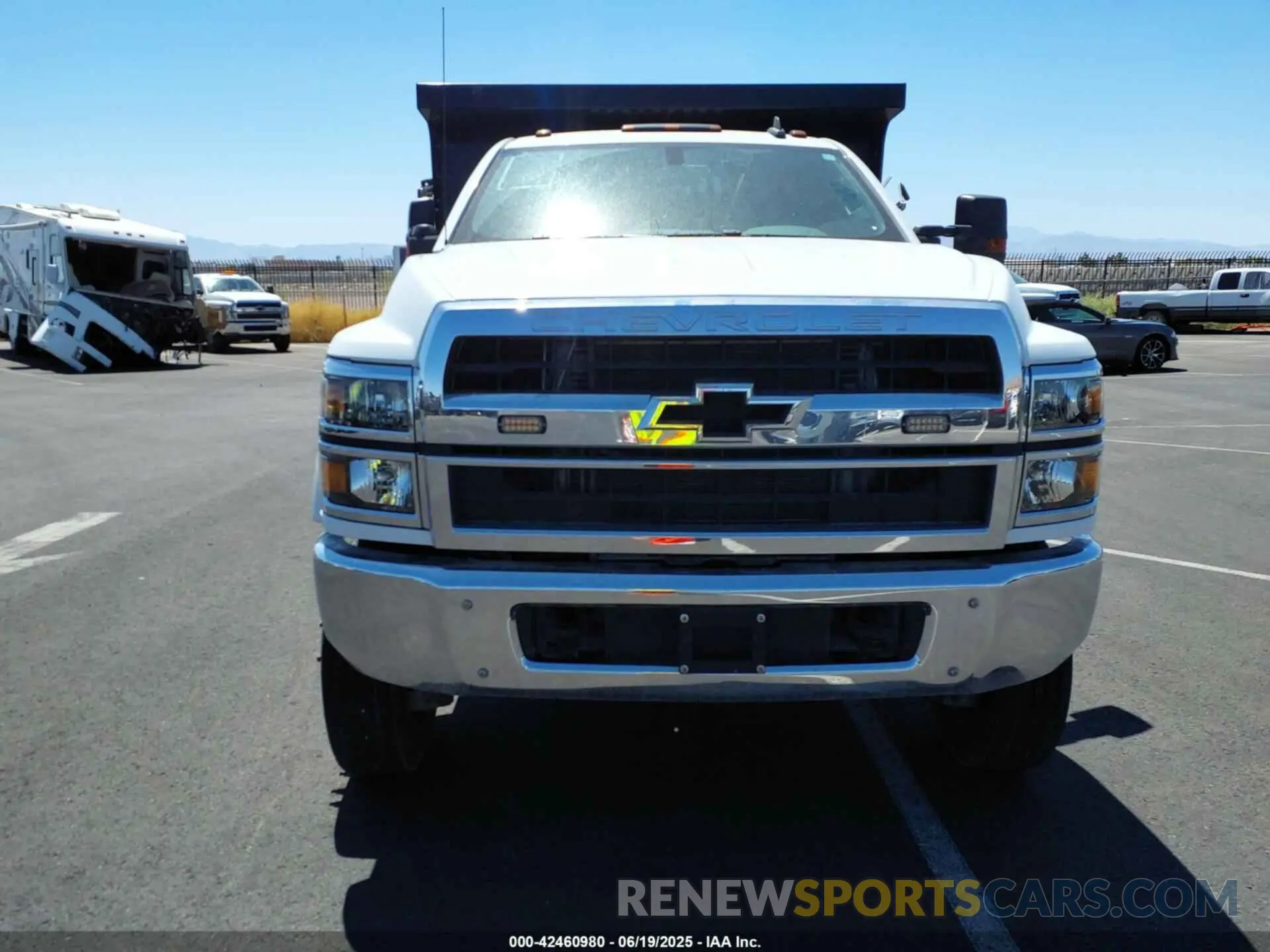 12 Photograph of a damaged car 1HTKJPVM6PH507137 CHEVROLET SILVERADO MD 2023