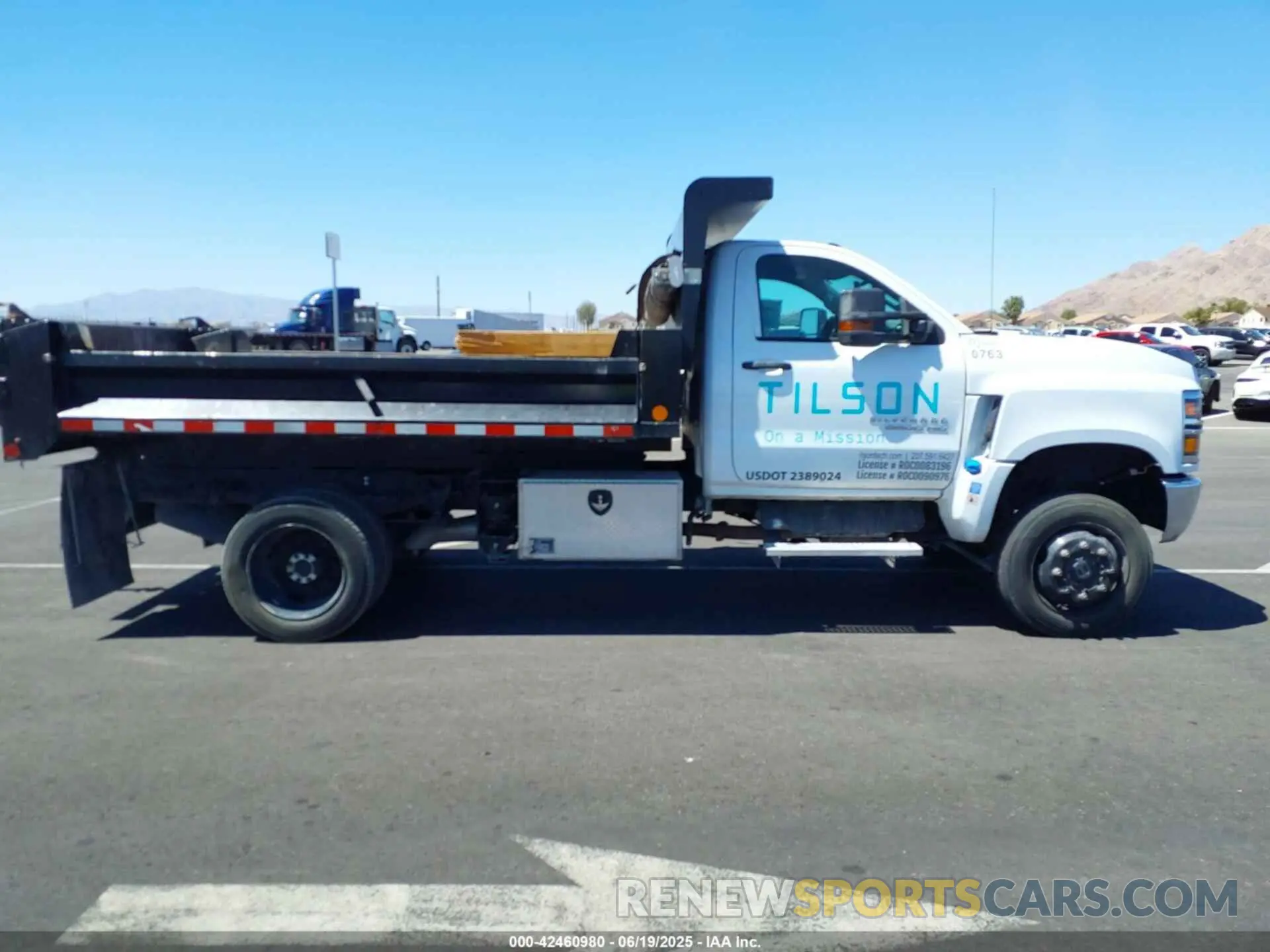 13 Photograph of a damaged car 1HTKJPVM6PH507137 CHEVROLET SILVERADO MD 2023