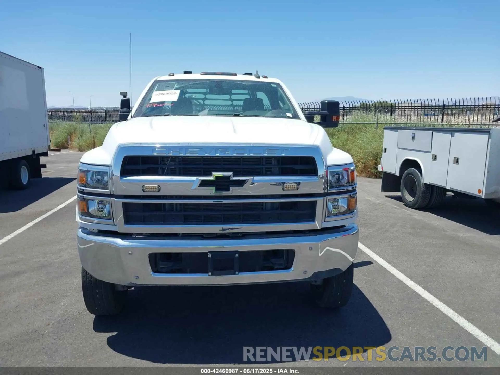 12 Photograph of a damaged car 1HTKJPVM8PH125630 CHEVROLET SILVERADO MD 2023