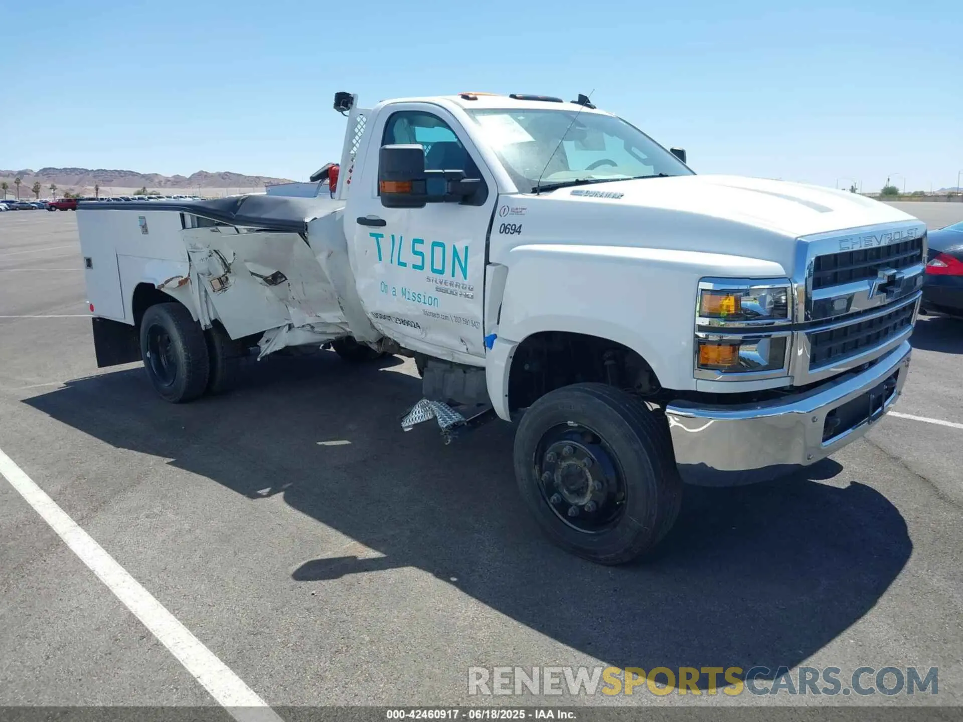 1 Photograph of a damaged car 1HTKJPVM8PH130939 CHEVROLET SILVERADO MD 2023