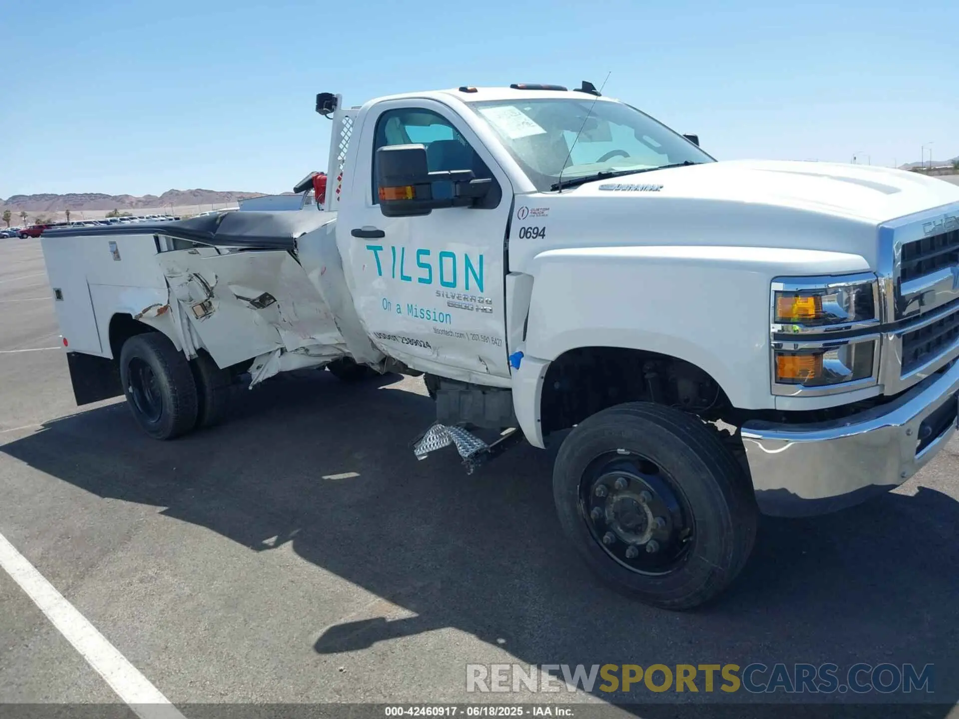 11 Photograph of a damaged car 1HTKJPVM8PH130939 CHEVROLET SILVERADO MD 2023