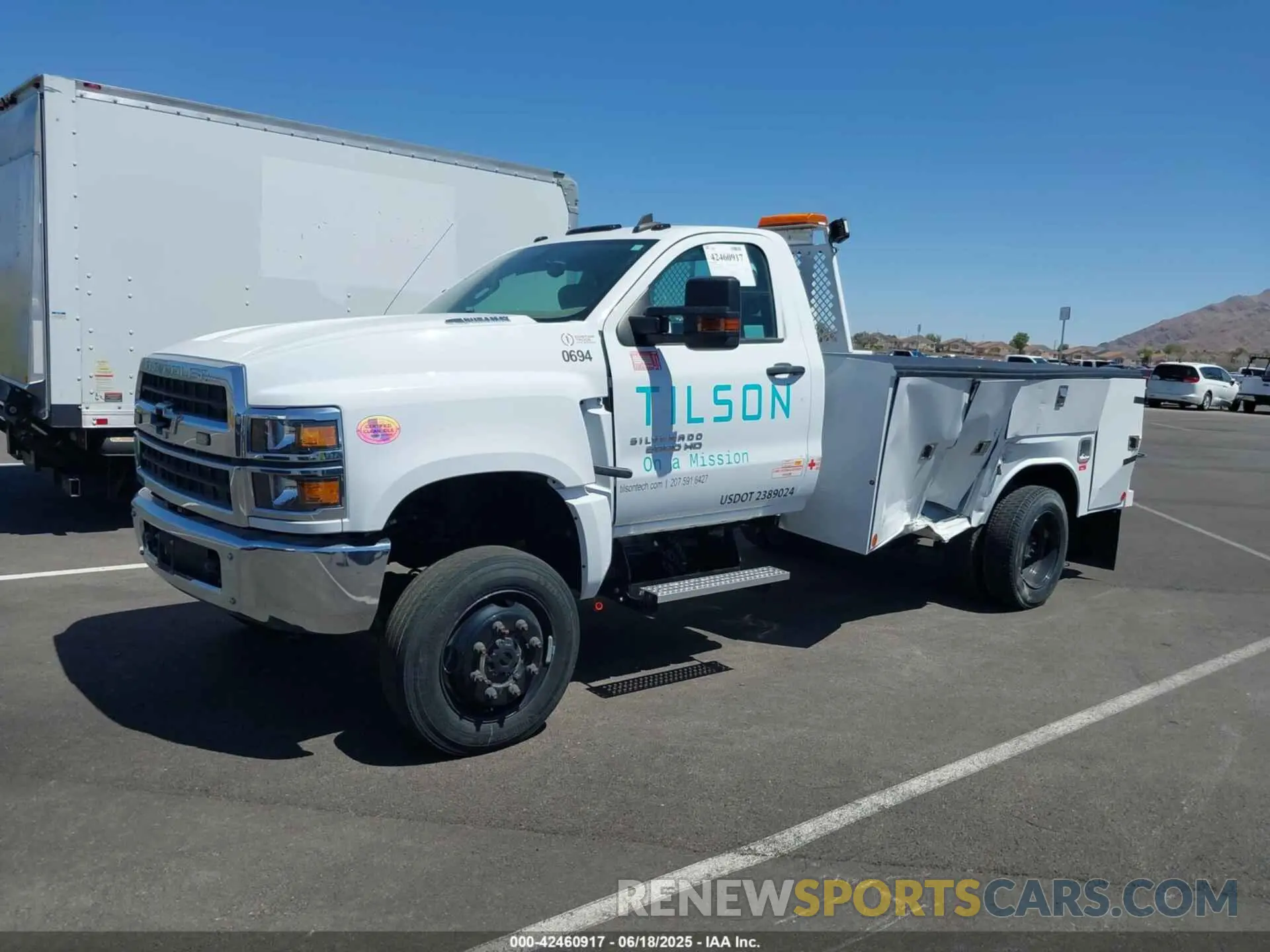 14 Photograph of a damaged car 1HTKJPVM8PH130939 CHEVROLET SILVERADO MD 2023