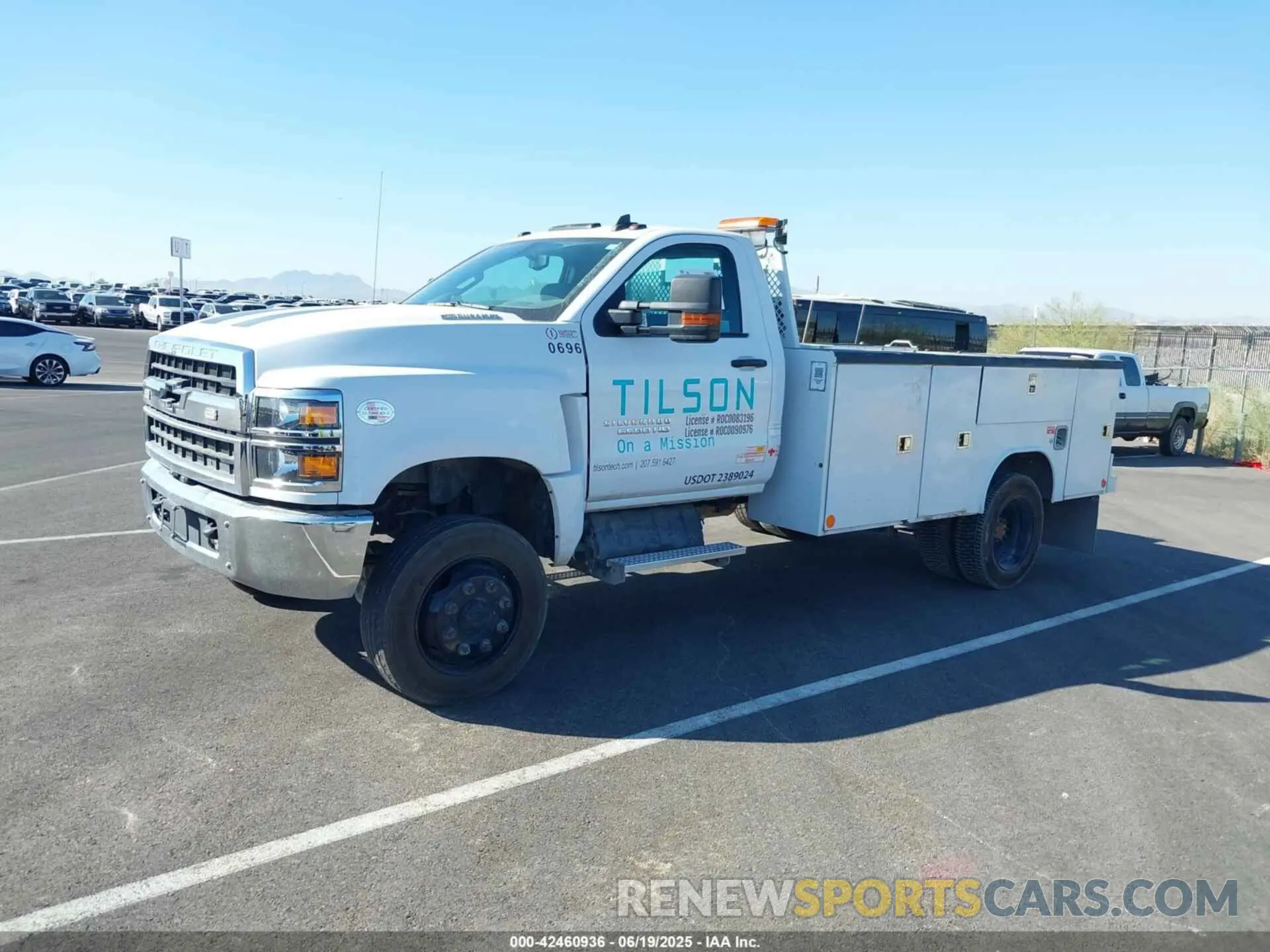 14 Photograph of a damaged car 1HTKJPVM8PH130942 CHEVROLET SILVERADO MD 2023