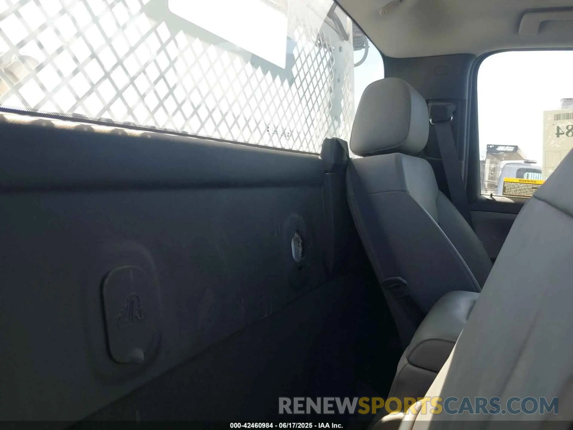 6 Photograph of a damaged car 1HTKJPVM9PH125636 CHEVROLET SILVERADO MD 2023